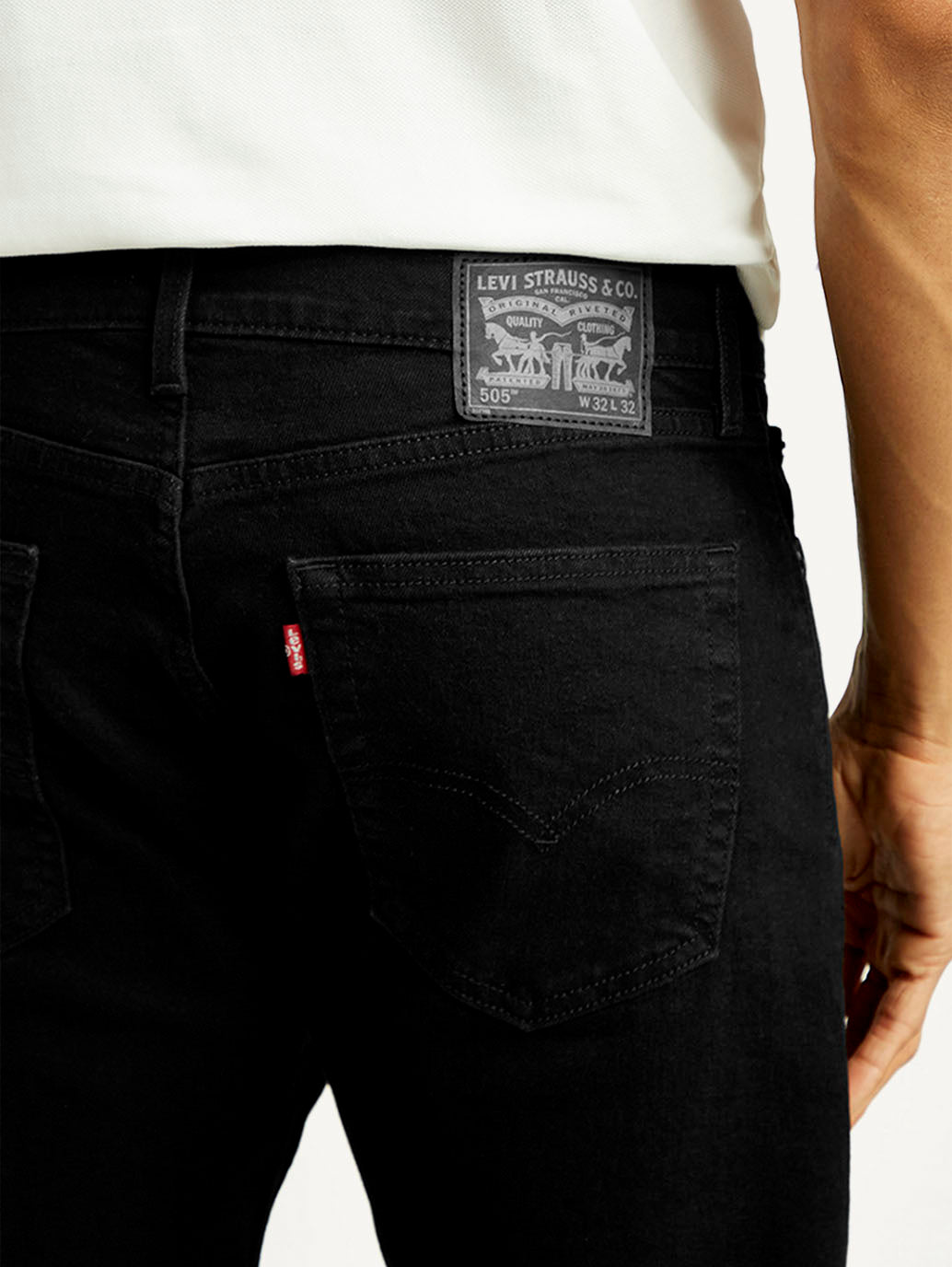Men's 505 Black Straight Fit Mid Rise Jeans - Detail View