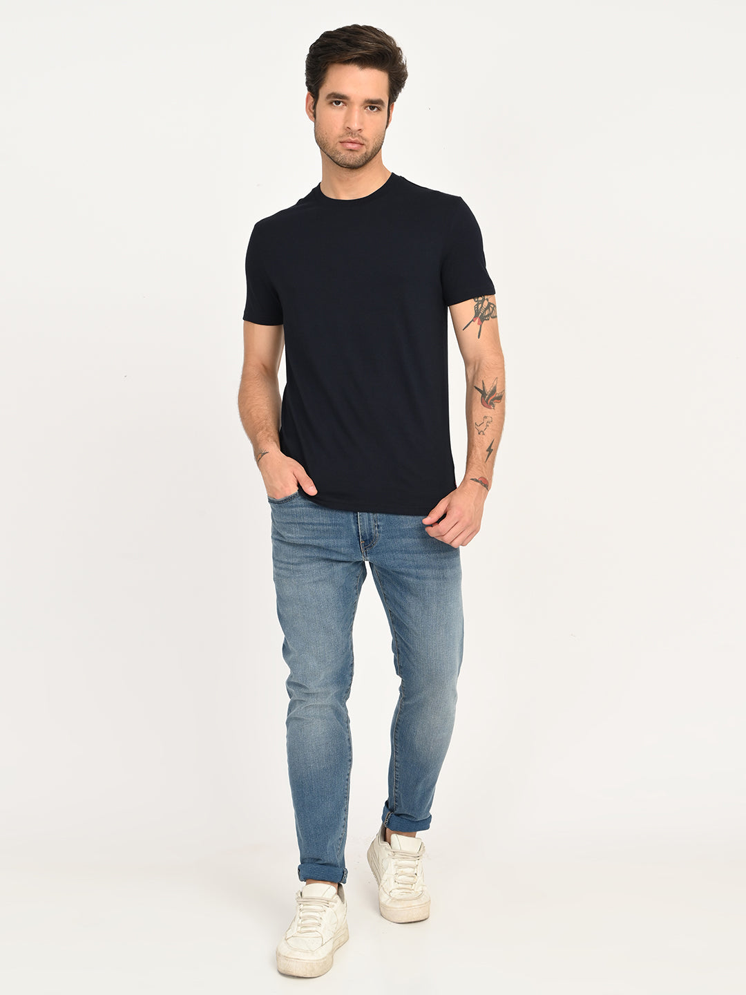 Men's Solid Black Slim Fit T-Shirt - 6 View
