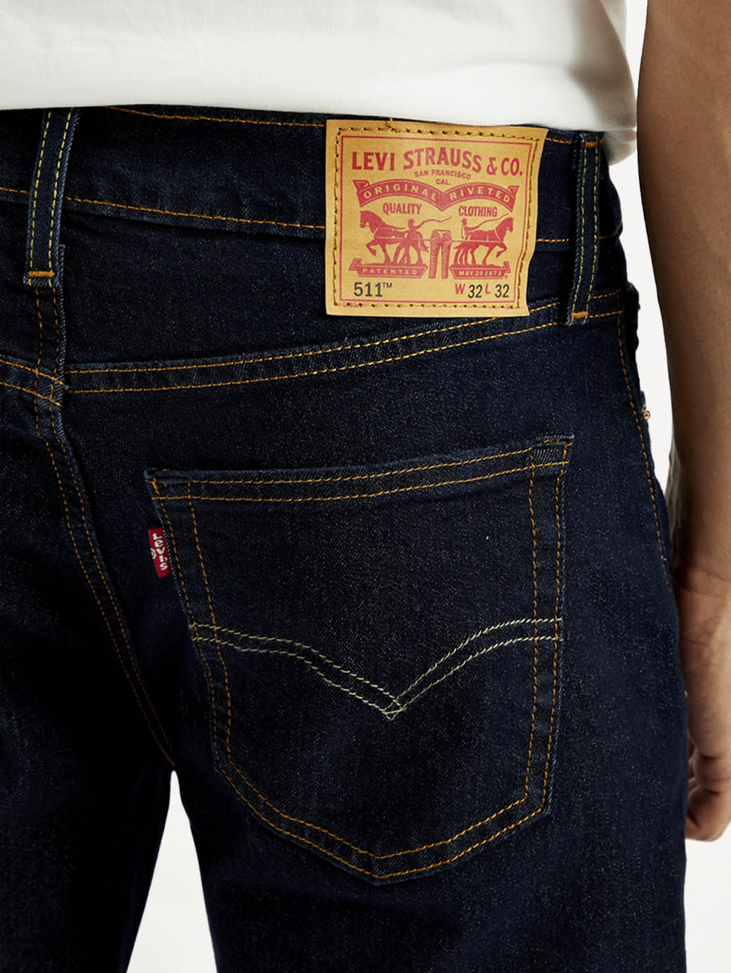 Men's 511 Black Slim Fit Mid Rise Jeans - Detail View