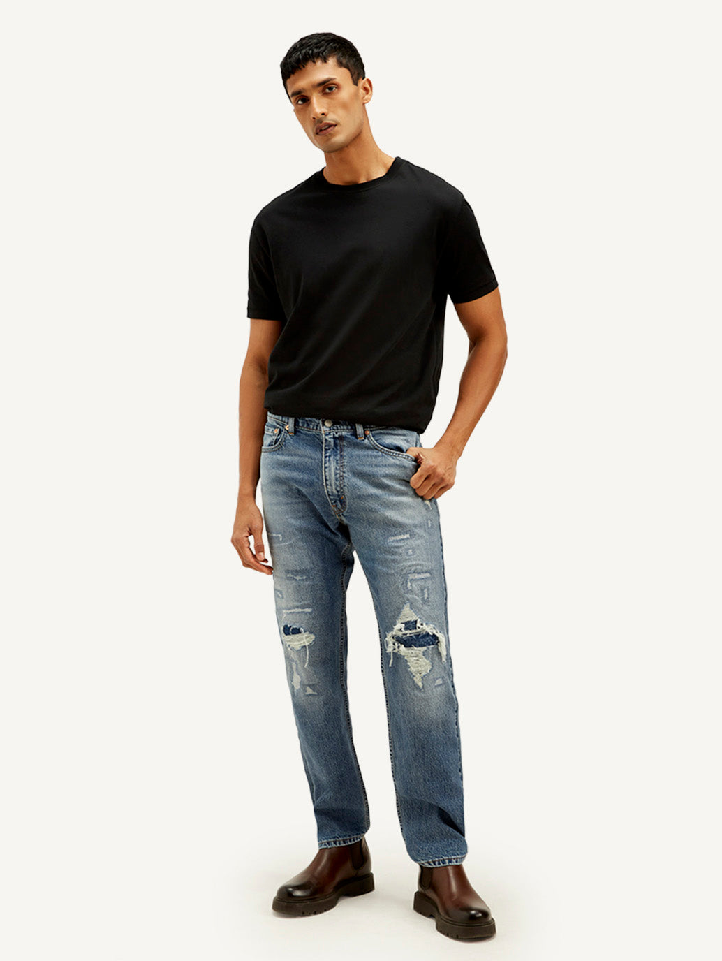 Men's 555 Blue Loose Fit Mid Rise Jeans - Front View