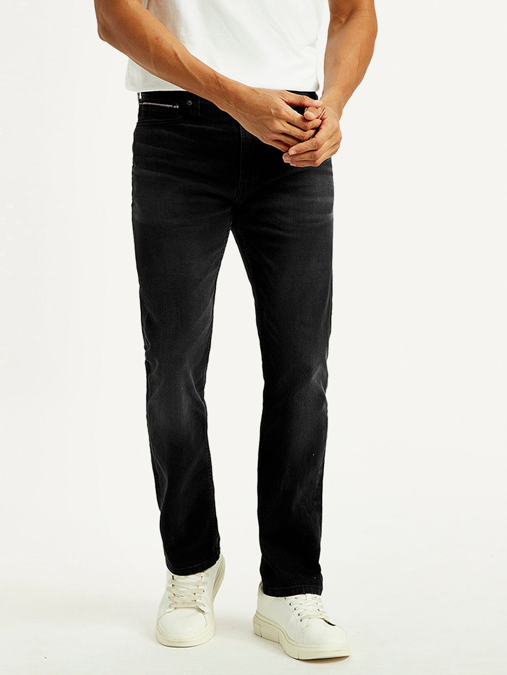 Men's 513 Black Slim Straight Fit Mid Rise Jeans - Front View
