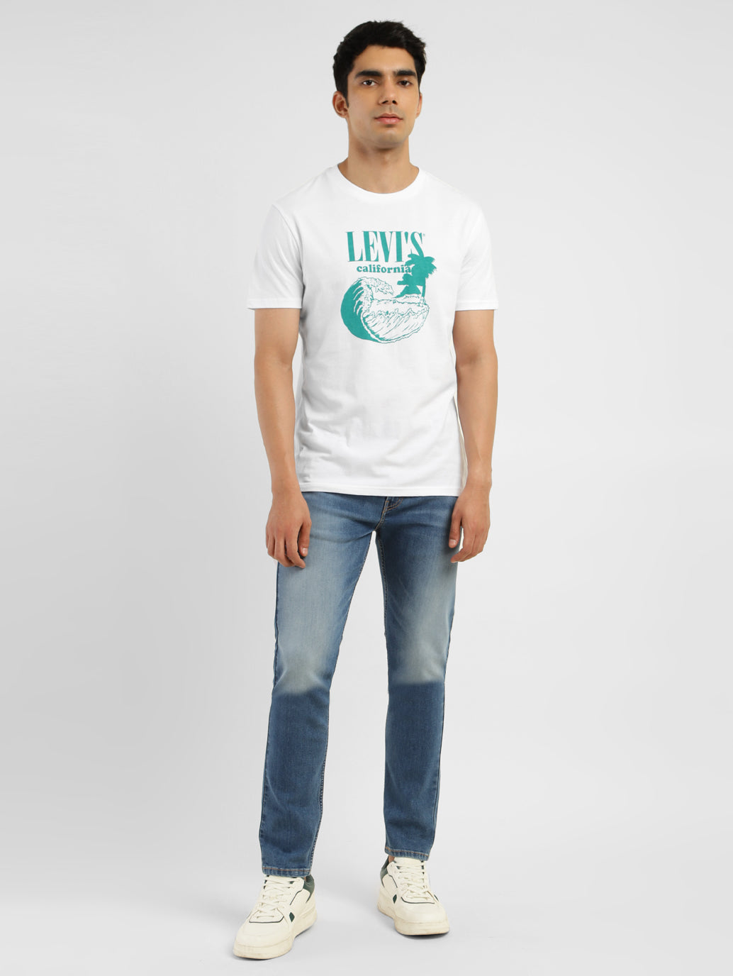 Men's Brand Logo Crew Neck T-shirt - 2e09961b-81a5-4d1b-87a2-108710edbc15 View