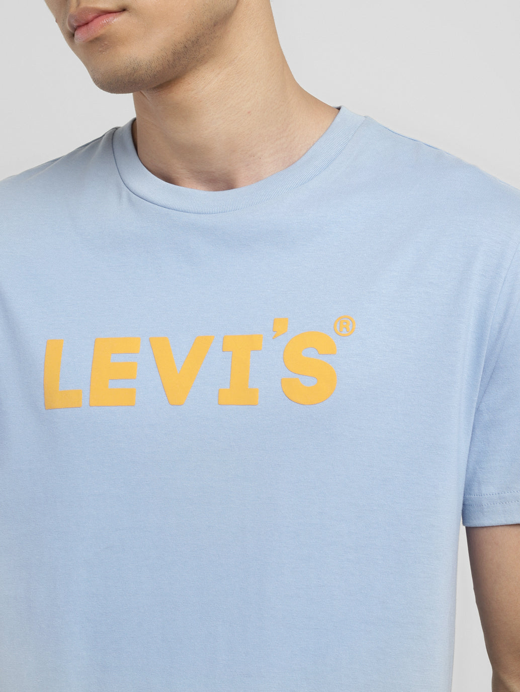 Men's Brand Logo Slim Fit T-shirt - dc011ae6-12b3-4052-8f3b-50114dd39d52 View