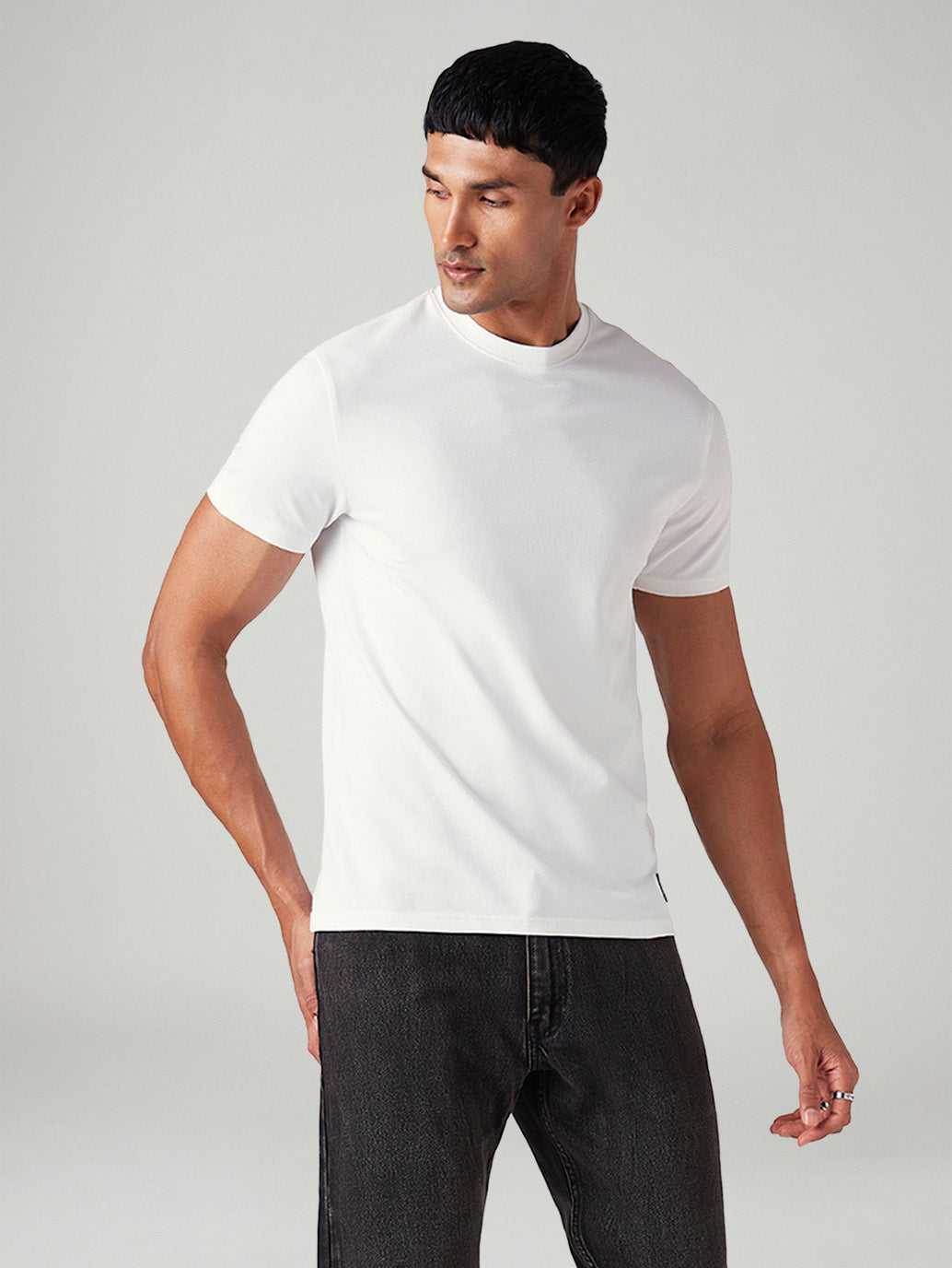 Men's Solid Slim Fit Pique T-Shirt
