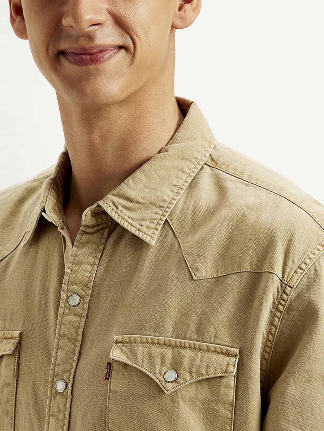Men's Solid Dyed Slim Fit Shirt - Detail View