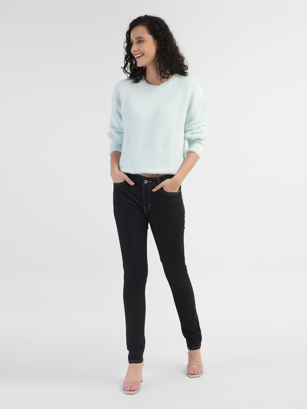 Women's 711 Blue Skinny Fit Mid Rise Jeans - 2e192453-cc74-4608-942c-f73a926bf043 View