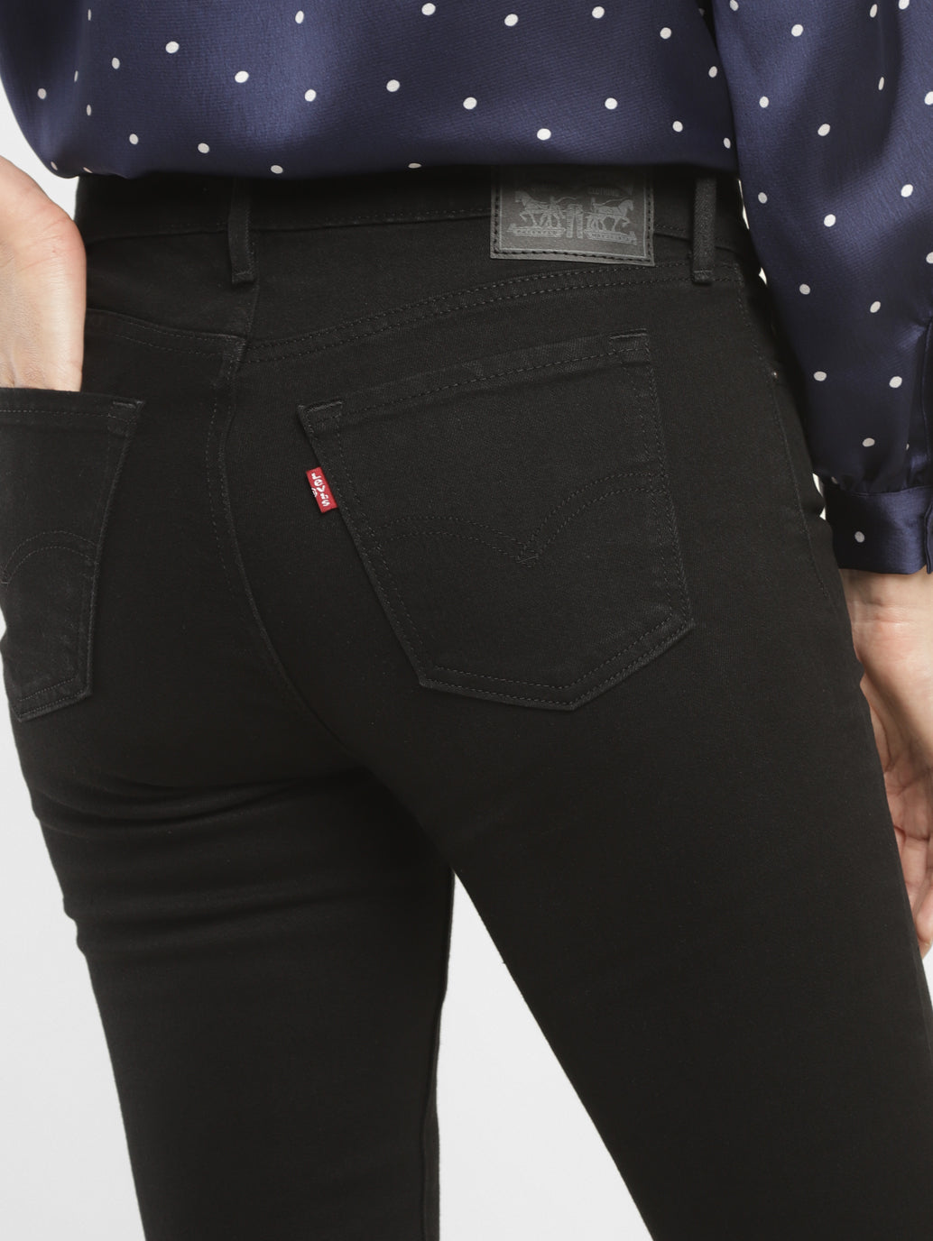 Women's 711 Black Skinny Fit Mid Rise Jeans - BackDetails View