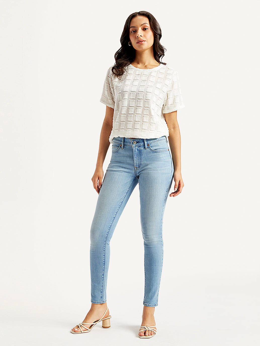 Women's 711 Light Blue Skinny Fit Mid Rise Jeans - Styleshot View