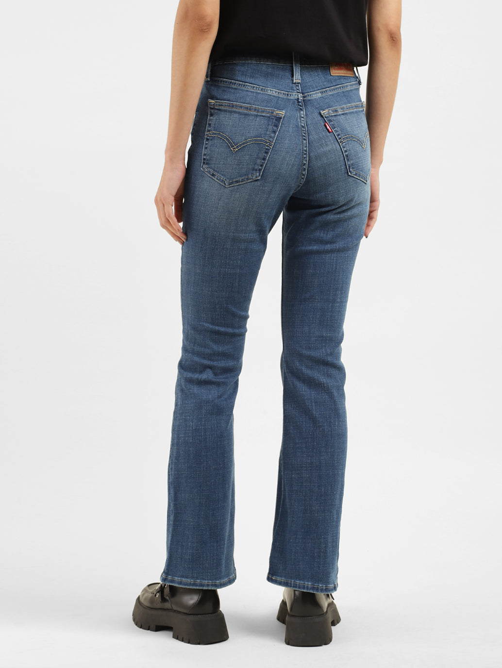 Women's 725 Blue Flared Fit High Rise Jeans - e4bc1ef5-50cd-4c93-ad50-37d3d54359af View
