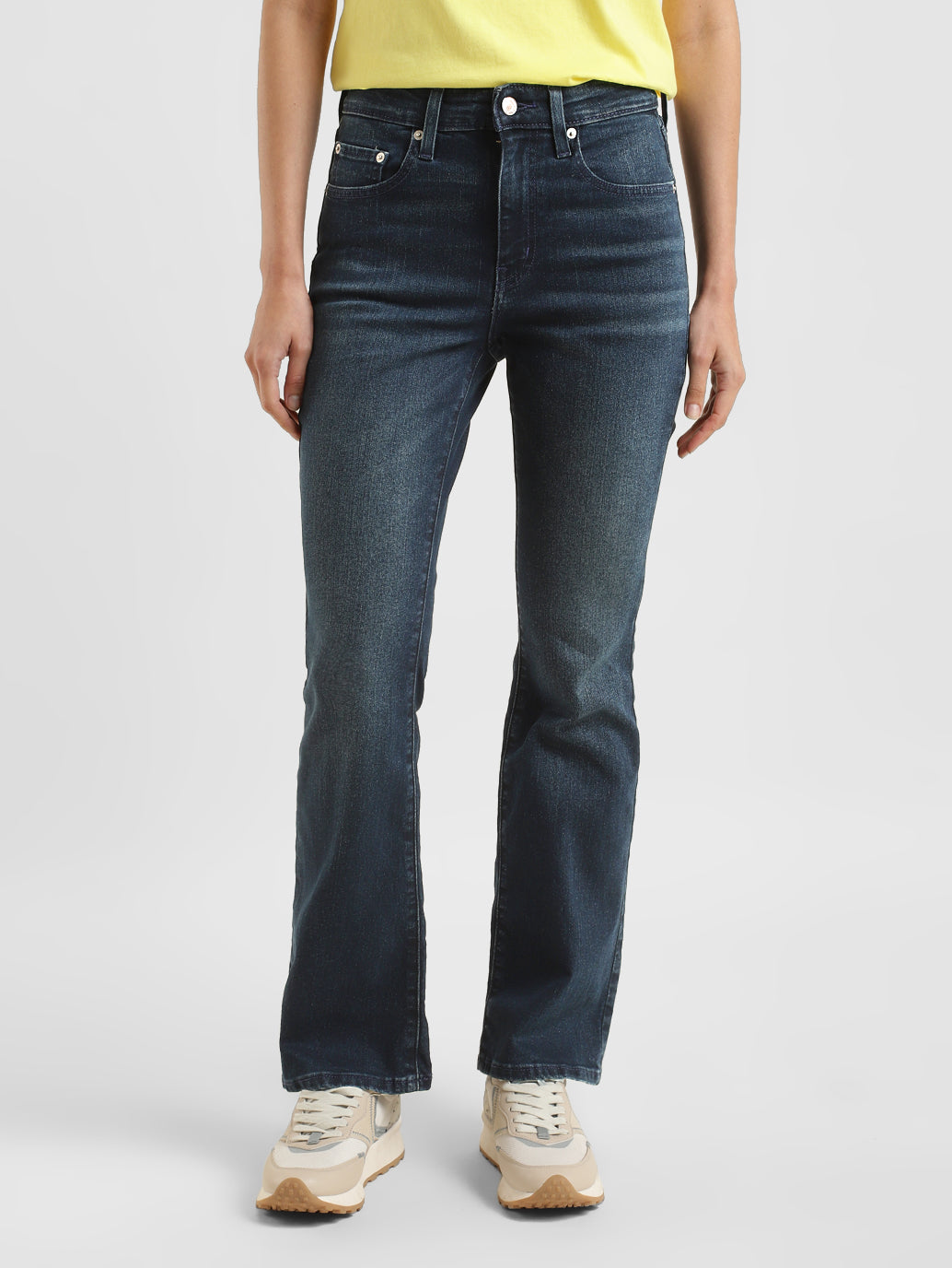 Women's 725 Blue Flared Fit High Rise Jeans - 0ec78581-beae-4ede-ad8a-8d3d01e61032 View
