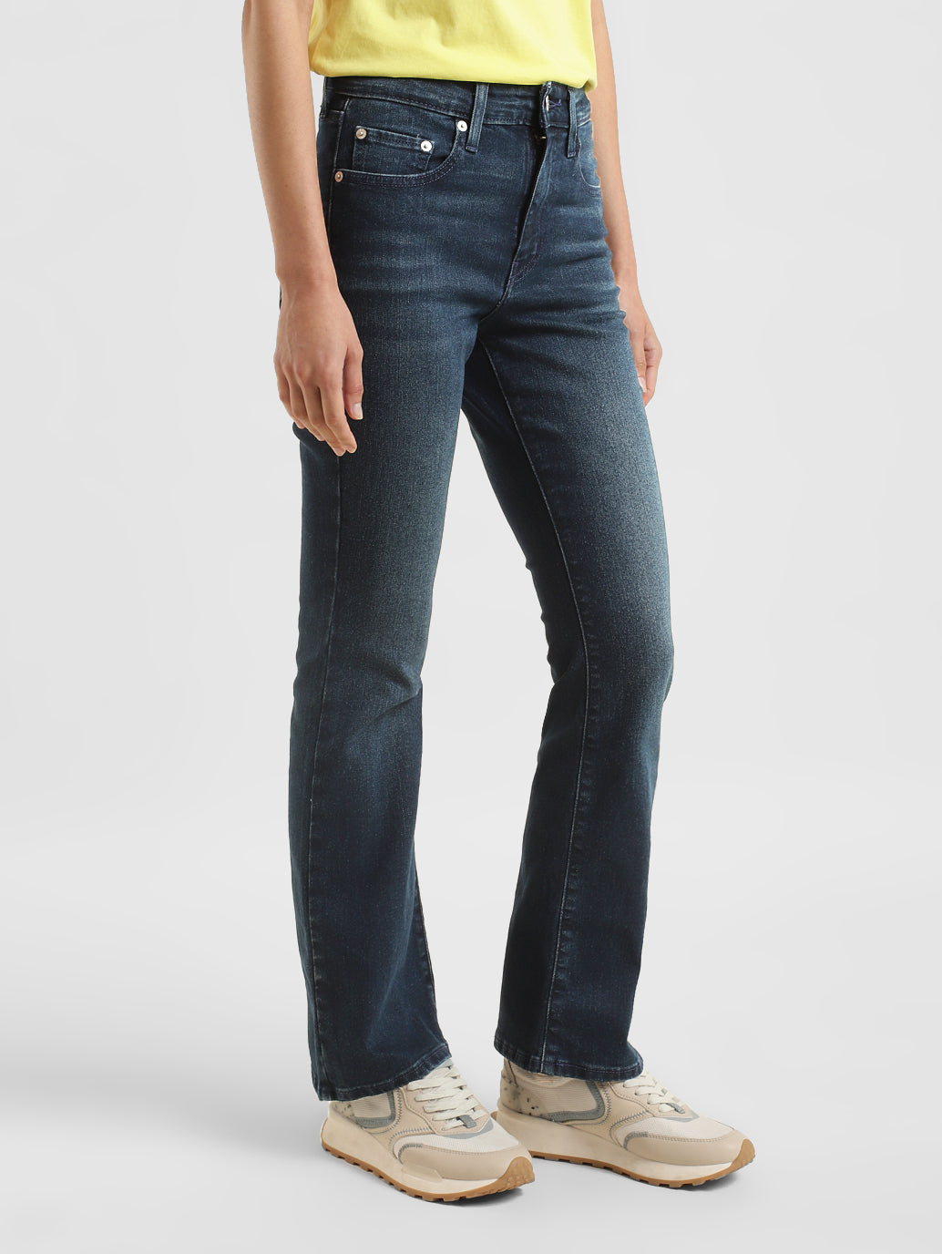 Women's 725 Blue Flared Fit High Rise Jeans - 3138fb5b-298b-46c3-bd83-ec932711ae41 View