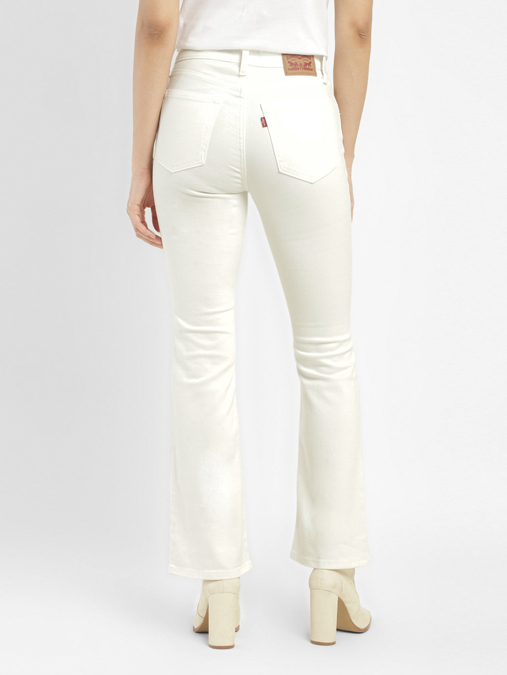 Women's 725 White Flared Fit High Rise Jeans - c3782c3d-be95-49fc-90ef-f05c5fa5da1f View