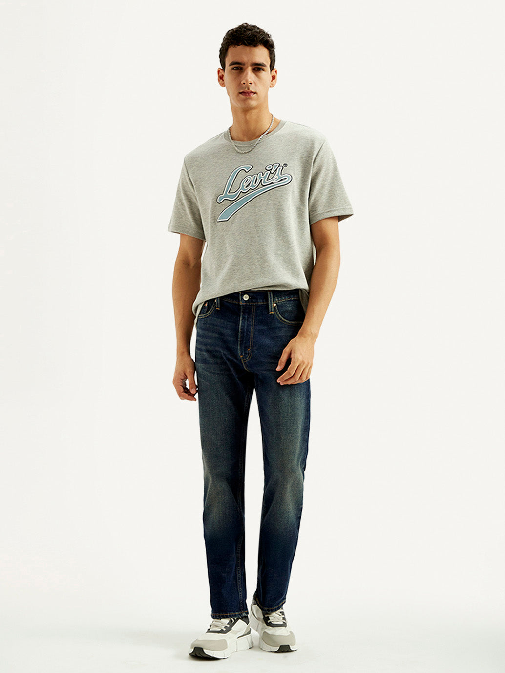 Men's 513 Dark Blue Slim Straight Fit Mid Rise Jeans - Styleshot View