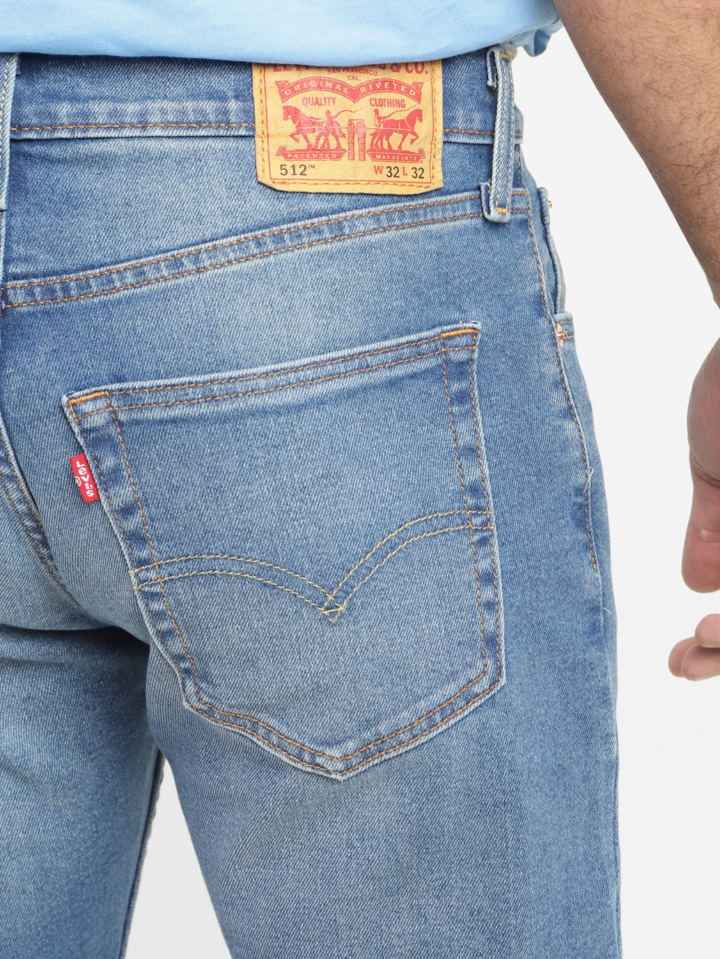 Men's 512 Blue Slim Tapered Fit Mid Rise Jeans - 766d73a4-1ece-4ce1-bd03-90f08a96a303 View