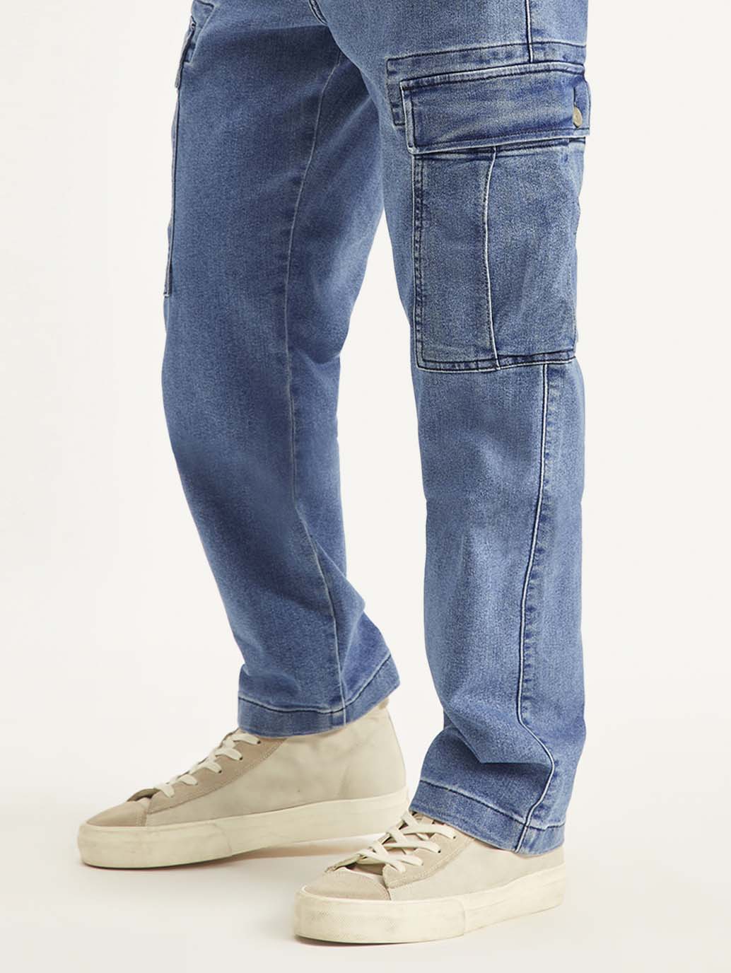 Men's Blue Straight Fit Mid Rise Cargo Jeans - 5e7b88ac6f65746735f1ce545848ea7e View