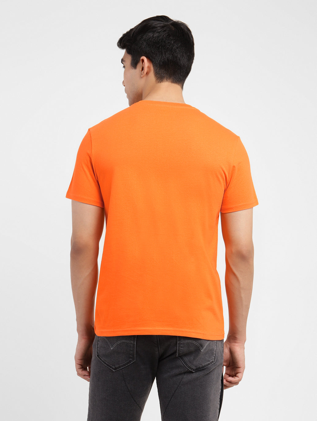 Orange - 84b89ec7-260b-46e5-8675-0481ca7c8b6a View