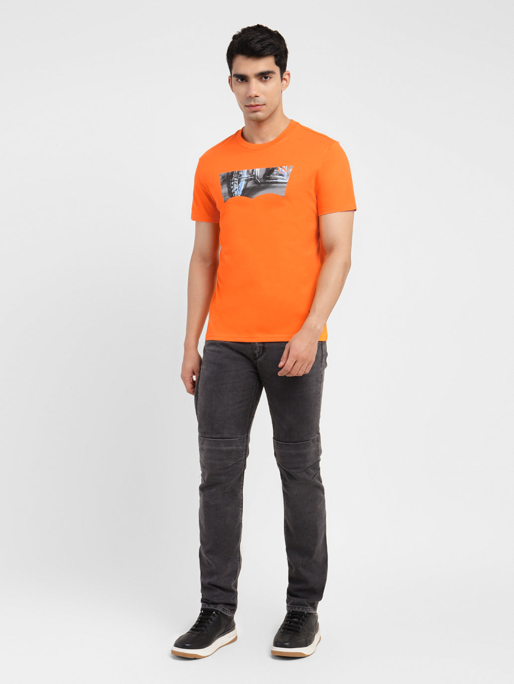 Orange - ae3afc67-224e-4dc2-a5c9-a09ae678b927 View