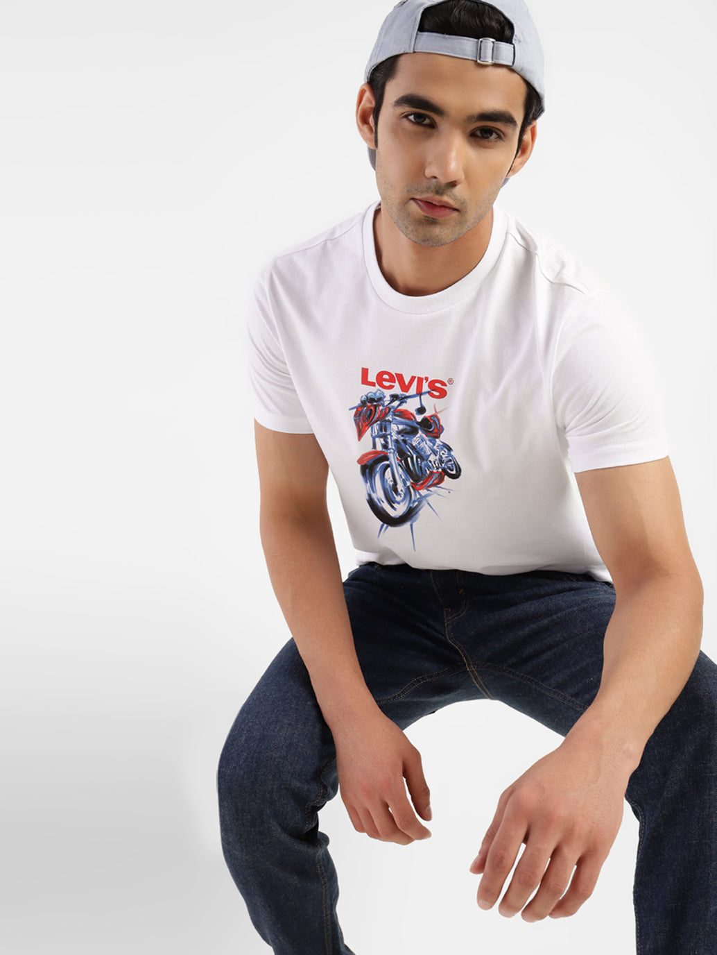 Men's Graphic Print Regular Fit T-shirt - 2f76f8c0-e84c-44d5-a15d-e801343405ad View