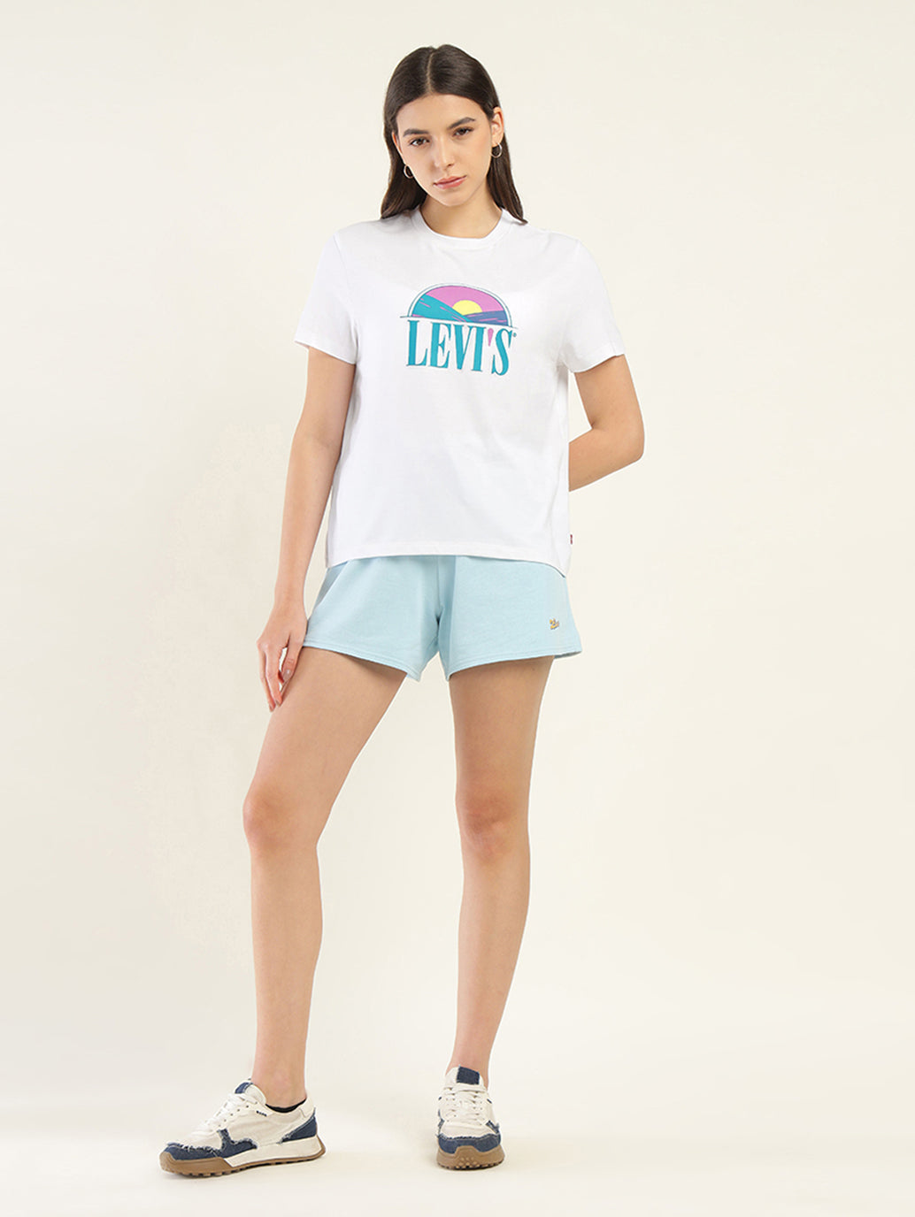 Women's Graphic Print Relaxed Fit T-shirt - ModelFront View
