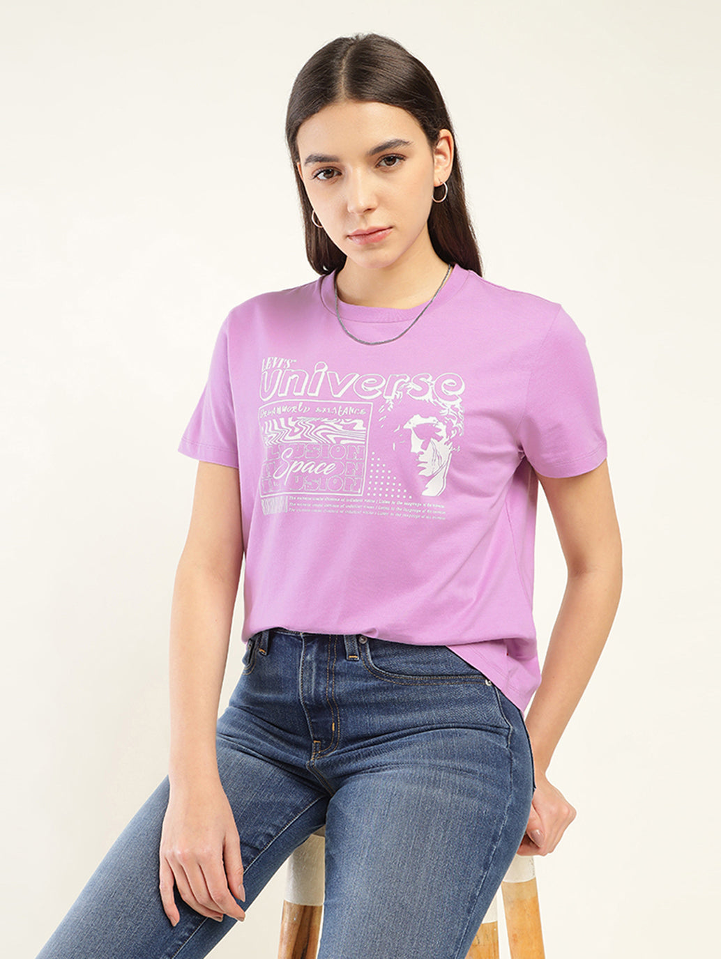 Women's Graphic Relaxed Fit T-Shirt - Styleshot View