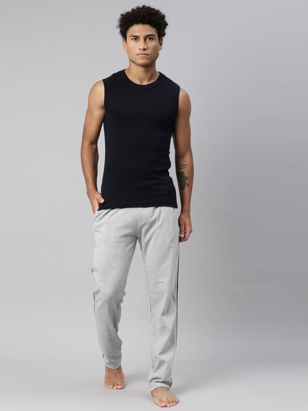 Men's Solid Vest - 0fd4f97d-0769-42af-8d4c-601189e558aa View