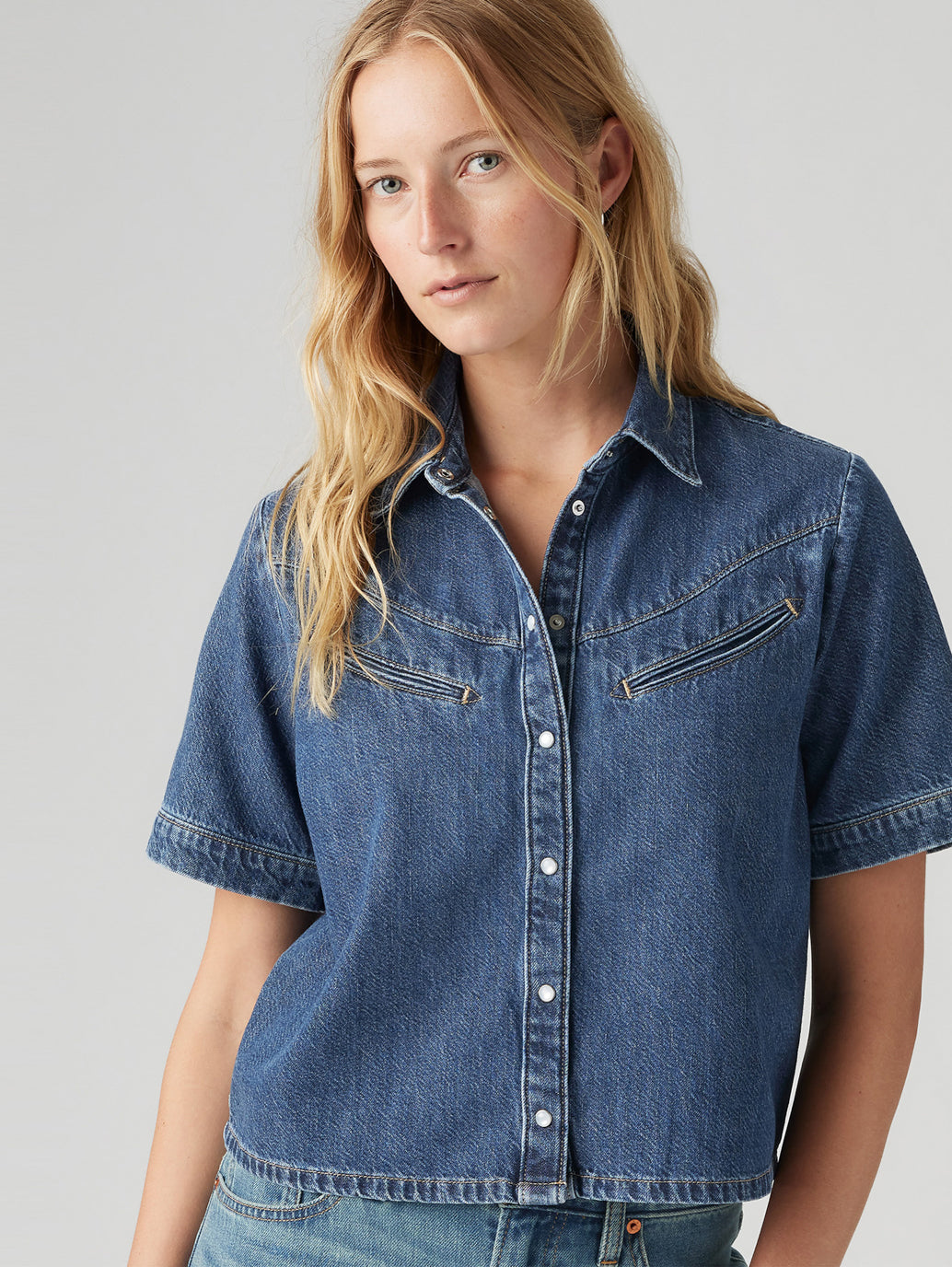 Women's Solid Spread Collar Shirt - 9a0ee6deda06ea3eb92a5440f3c9233b View