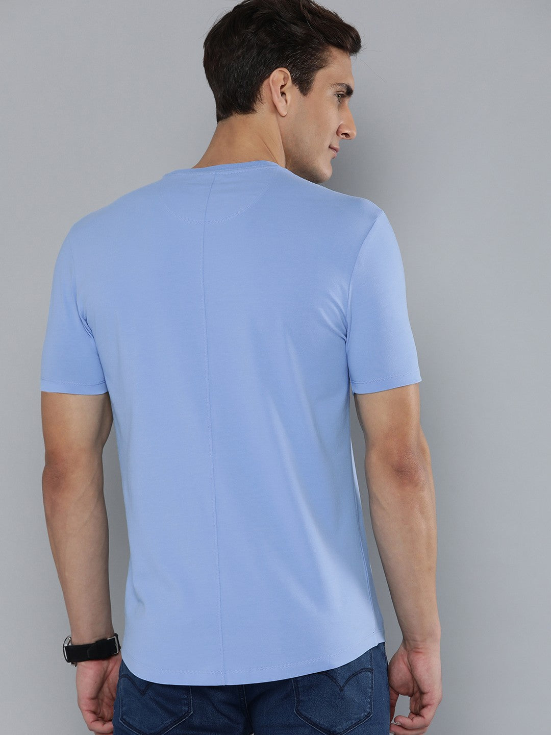 Men's Graphic Print Crew Neck T-shirt - 9b72b397-29e7-46f1-b9c9-7f1a963142de1648033594479-Levis-Men-Tshirts-9491648033593979-4 View