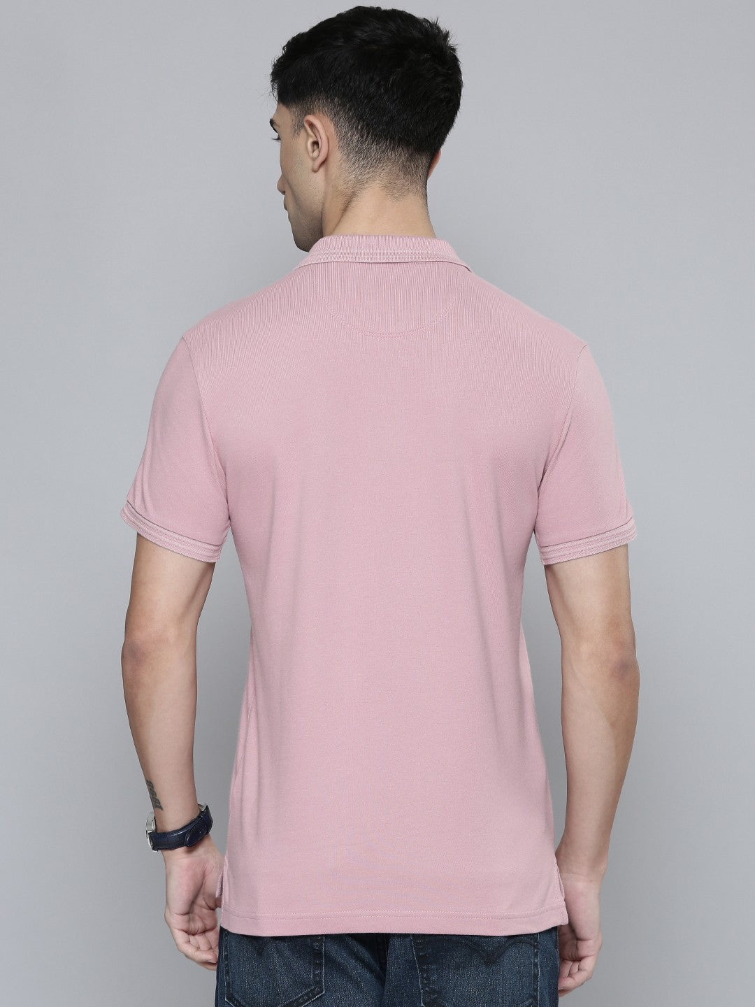 Men's Solid Slim Fit Polo T-shirt - 9bce9126-4897-4d7d-8940-fc19817fcfe61743490264579-Levis-Polo-Collar-Slim-Fit-T-shirt-9701743490264187-4 View