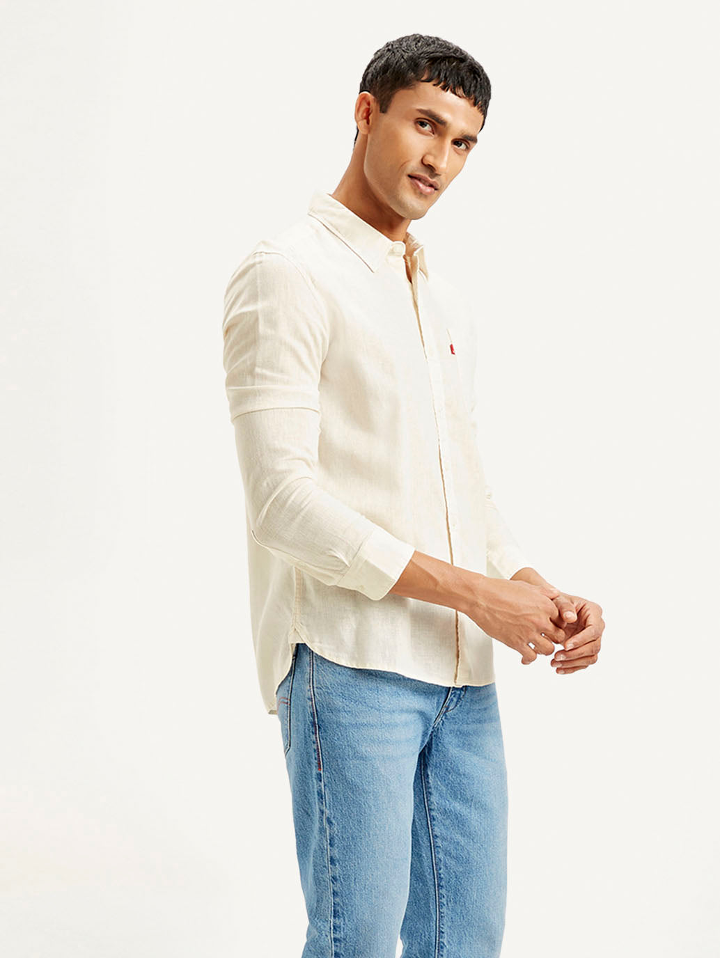 Men's Solid Slim Fit Linen Shirt - Side View