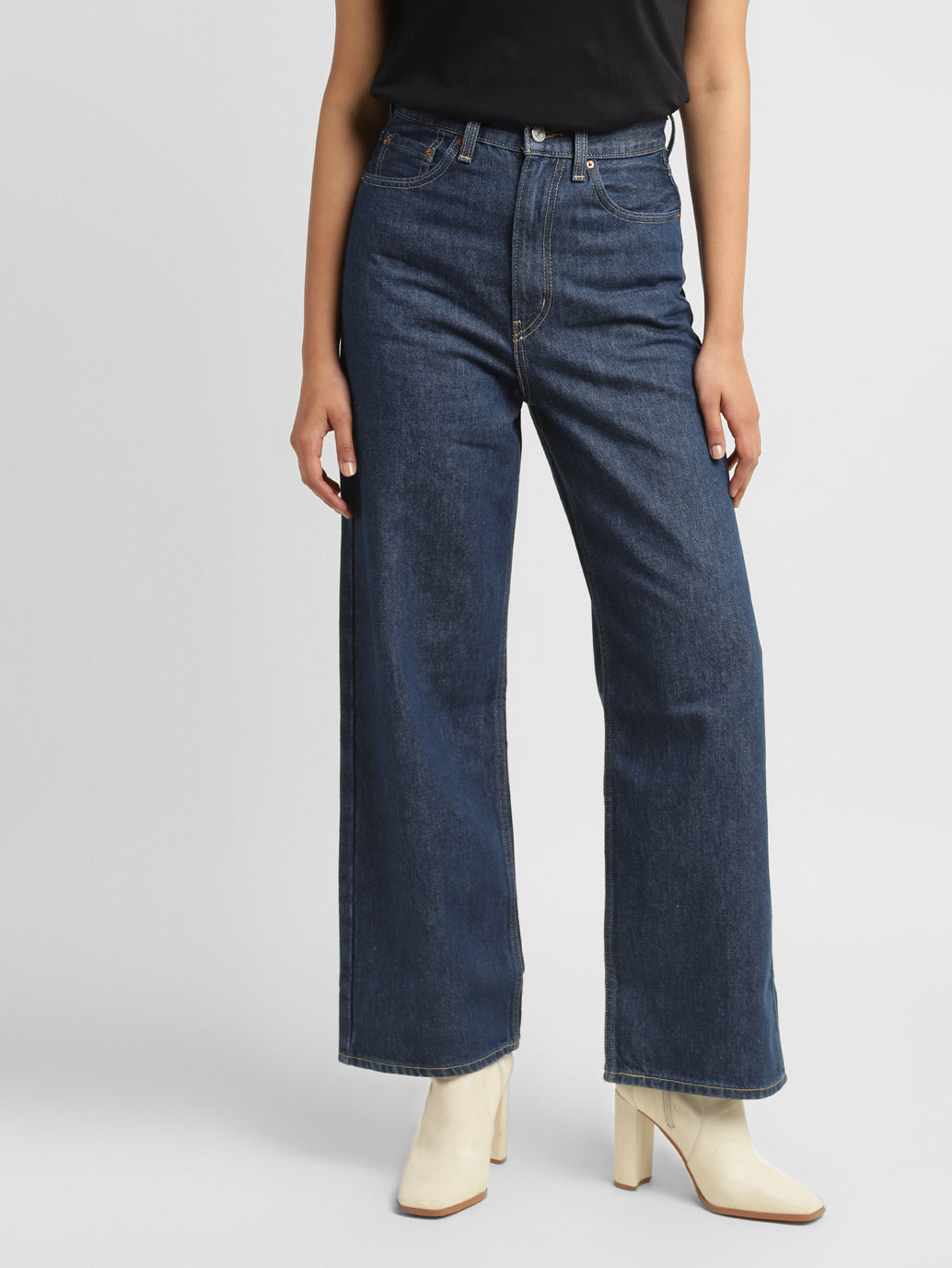 Women's Blue Loose Fit High Rise Jeans - aa8e8d5c-1e07-4ea7-b07e-95d672755204 View