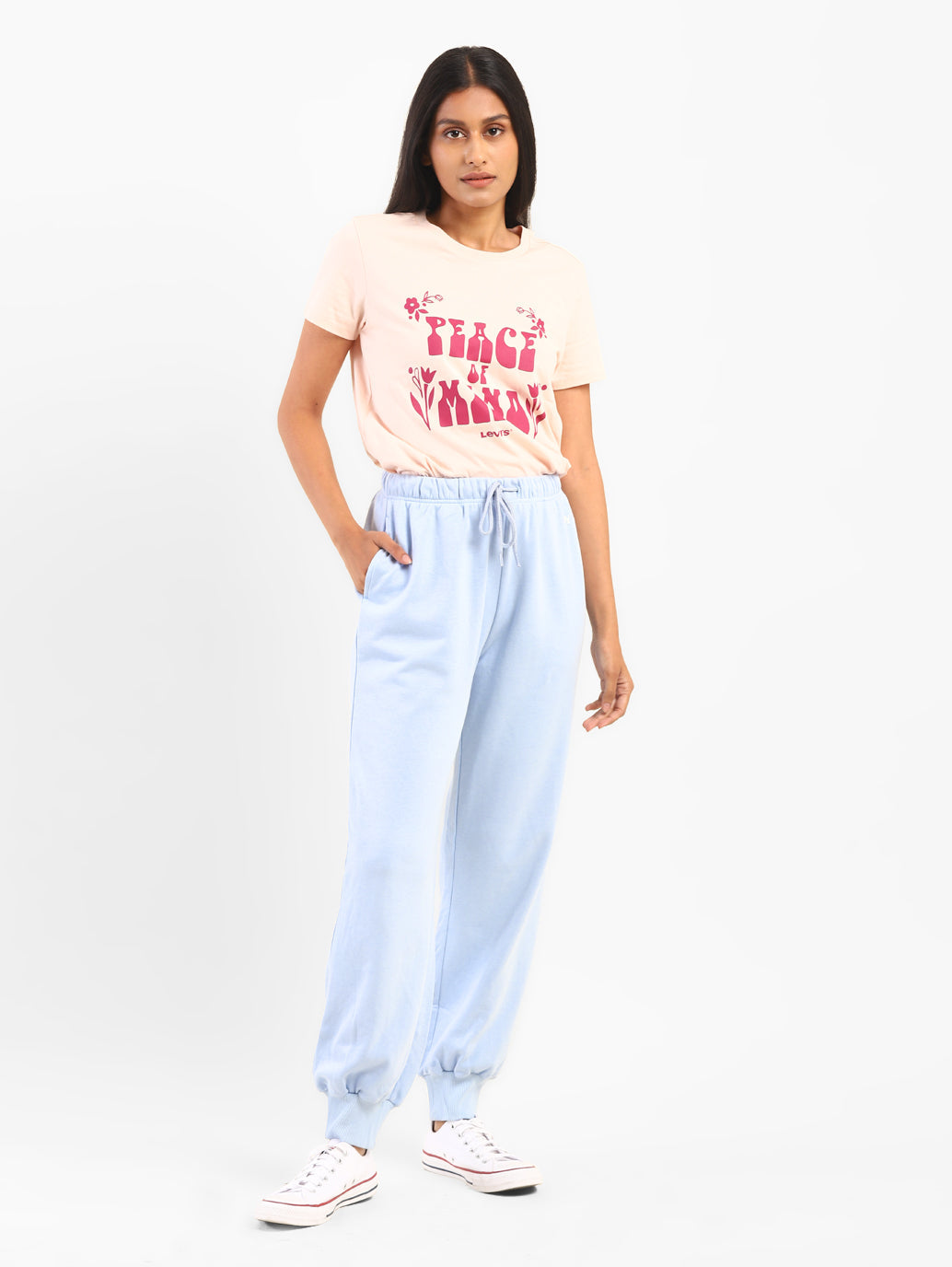 Women's Relaxed Fit Joggers - 6975f758-4e2e-4d1e-80c5-7a6c531ee72d View