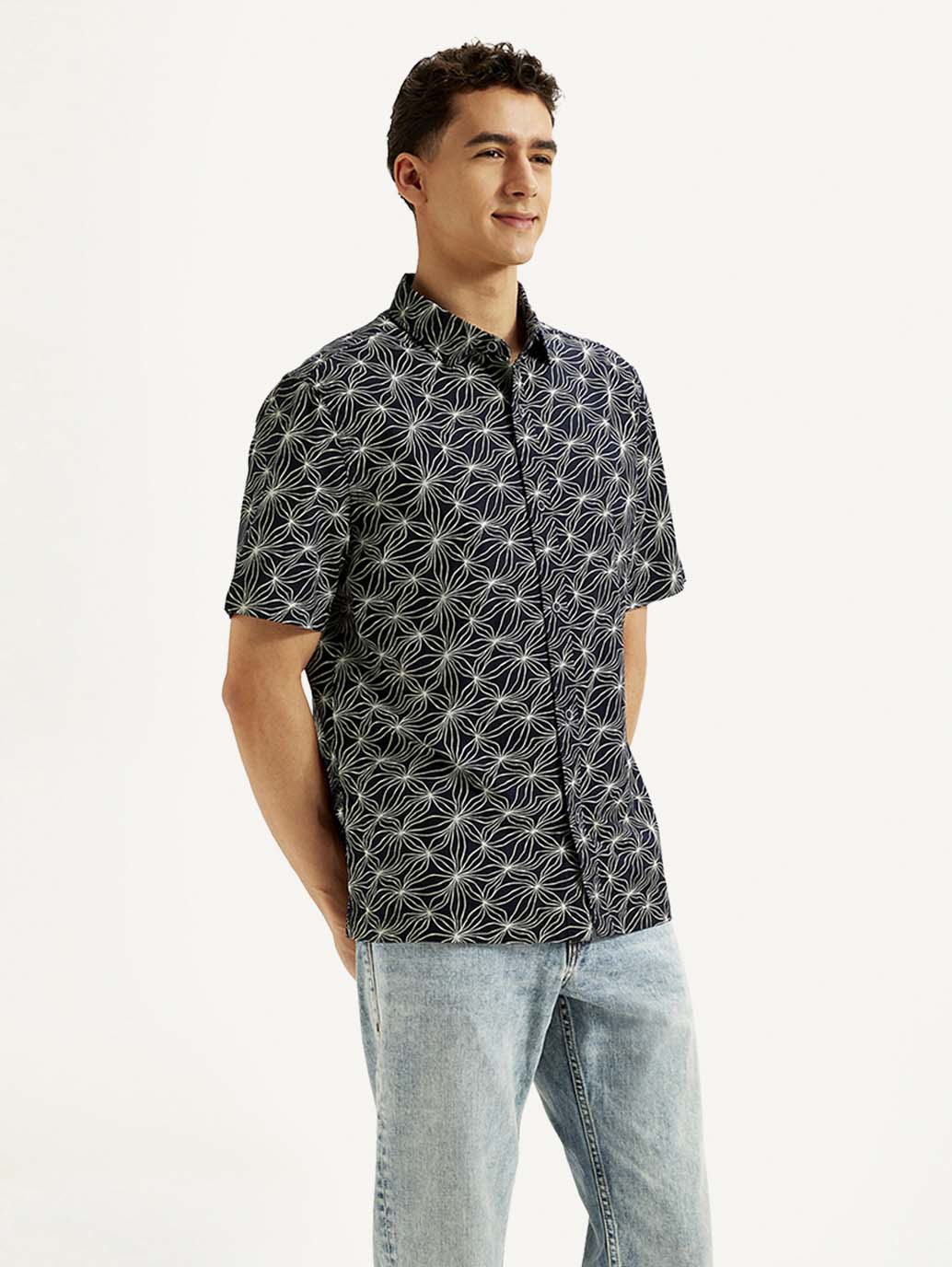 Men's Floral Relaxed Fit Shirt - Side View