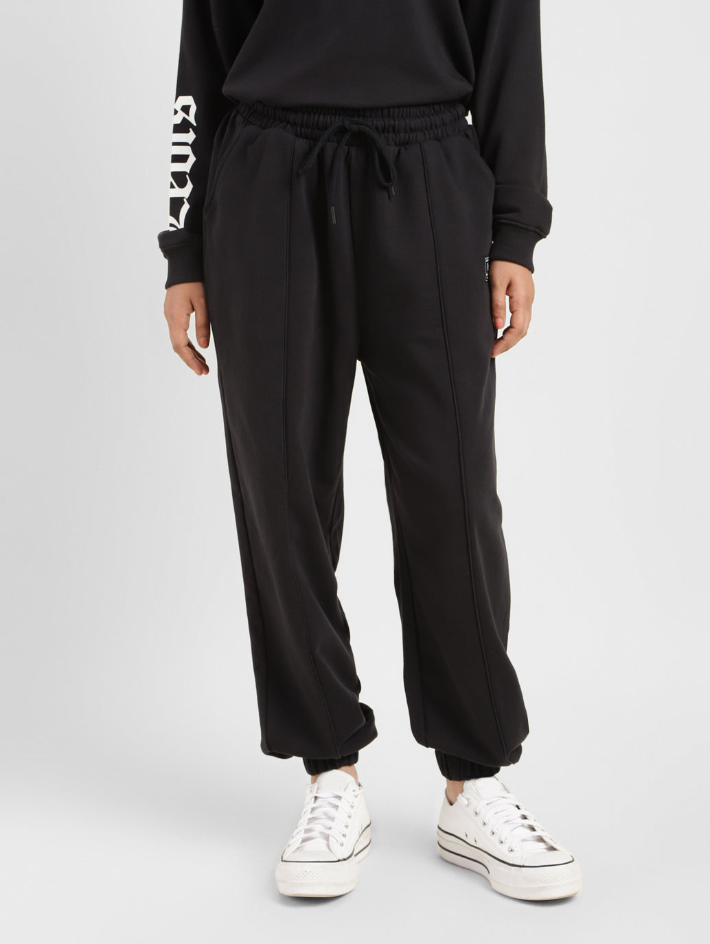 Women's Mid Rise Black Regular Fit Joggers - 43af8ac8-abba-4029-b8b8-2e1c95d6e66d View