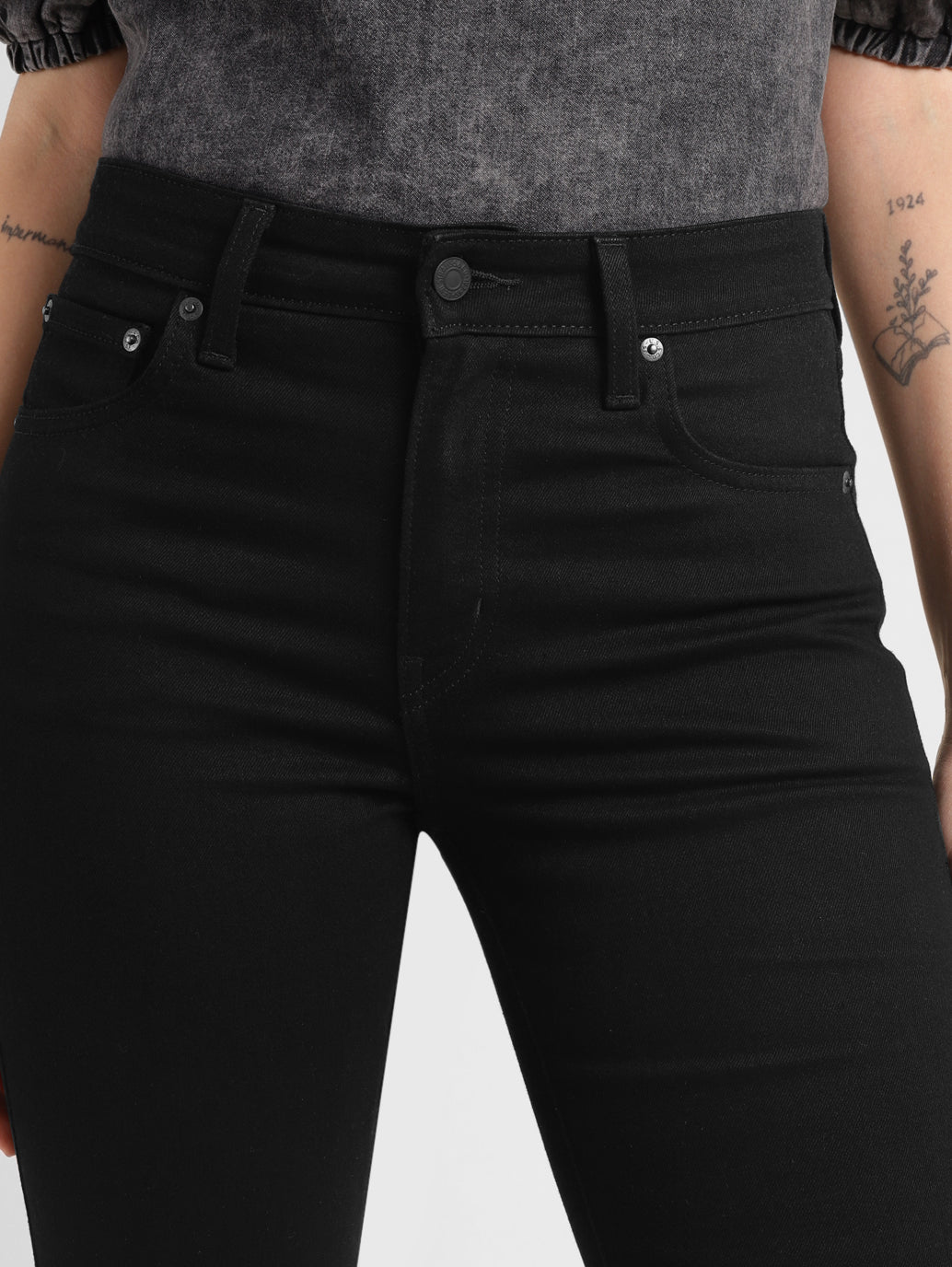Women's 726 Black Flared Fit High Rise Jeans - 55e7d538-cf09-41c5-9821-132f060234b0 View