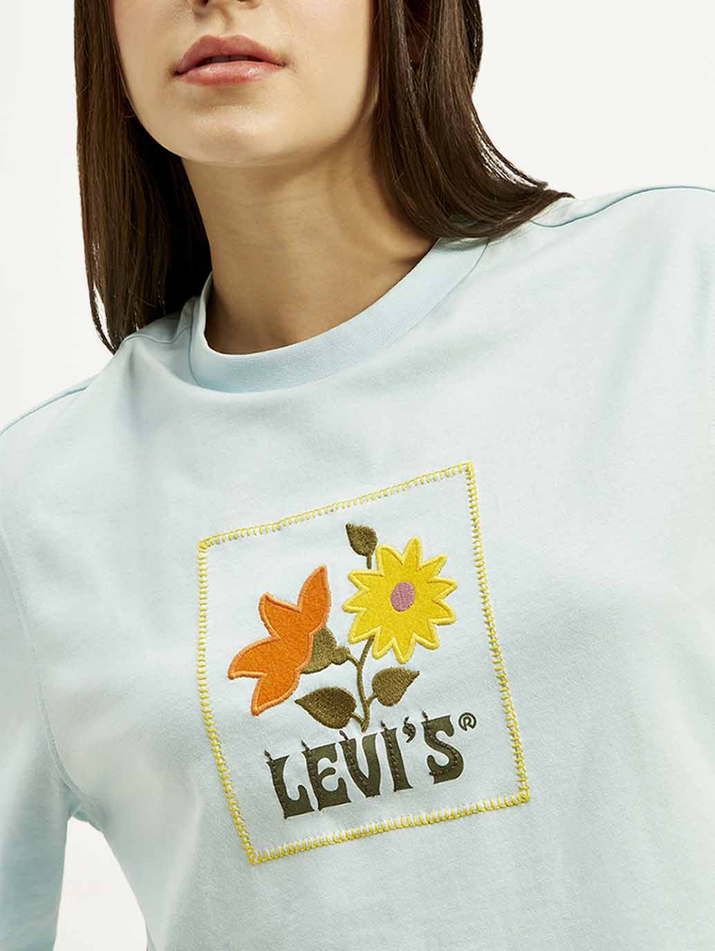 Women's Graphic Print Relaxed Fit T-shirt - Detail View