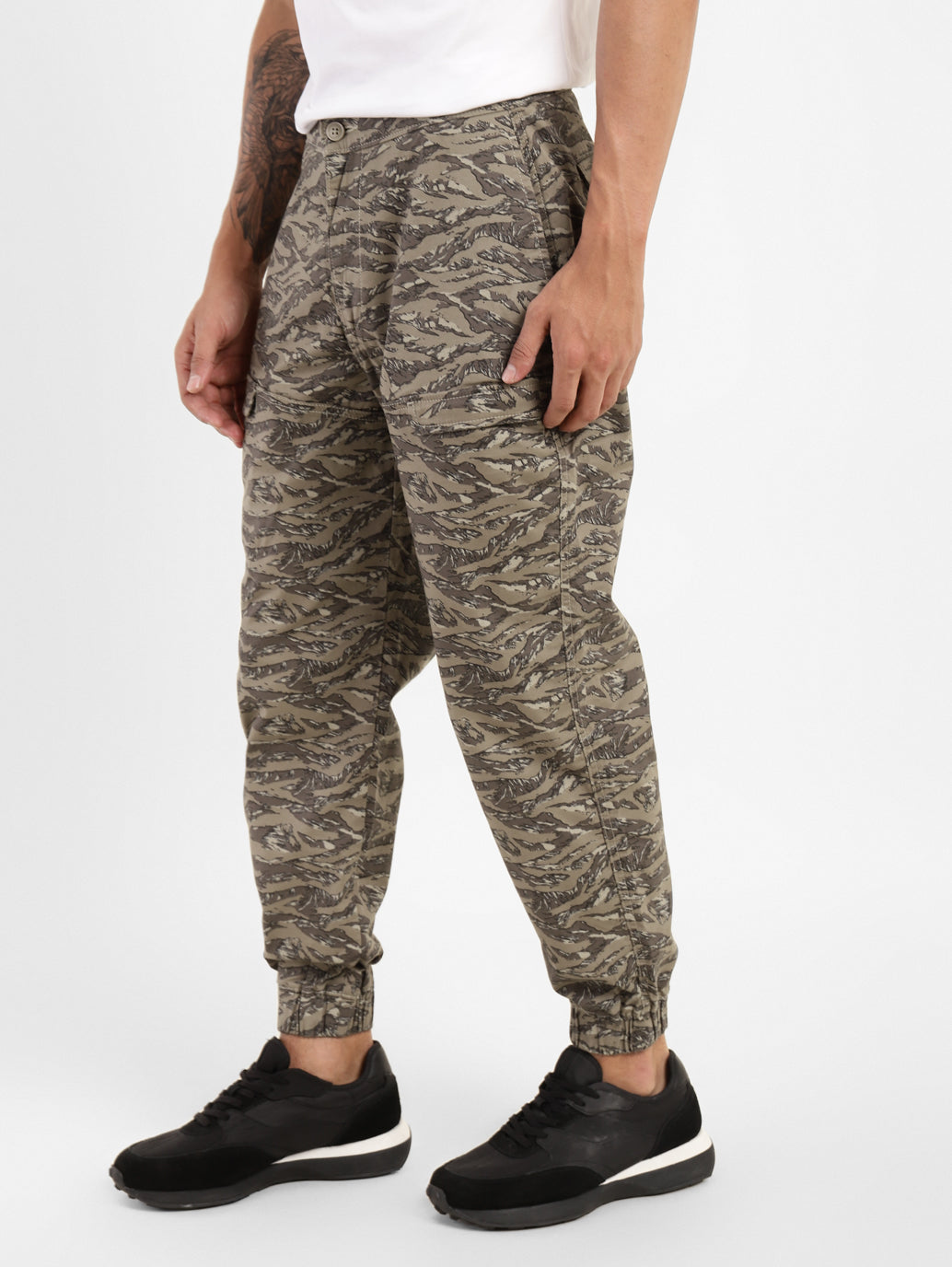 Men's Regular Fit Joggers - 20070ac3-aa5a-4fc8-b61a-7e27b6c5f829 View