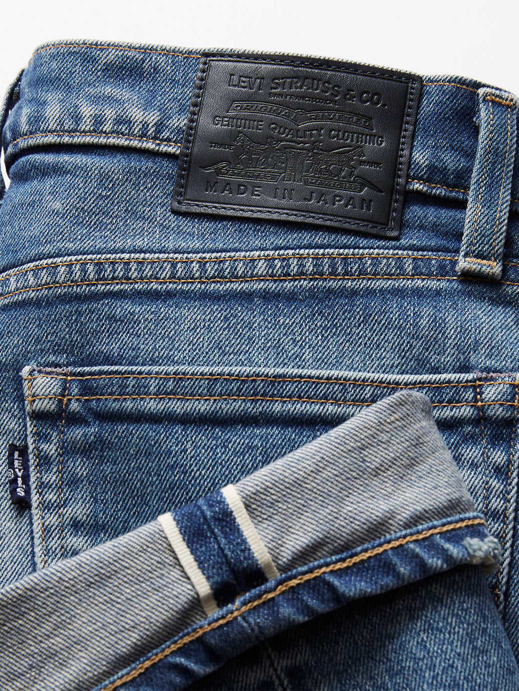 Women's Blue Loose Fit High Rise Boyfriend Jeans - FrontDetails View