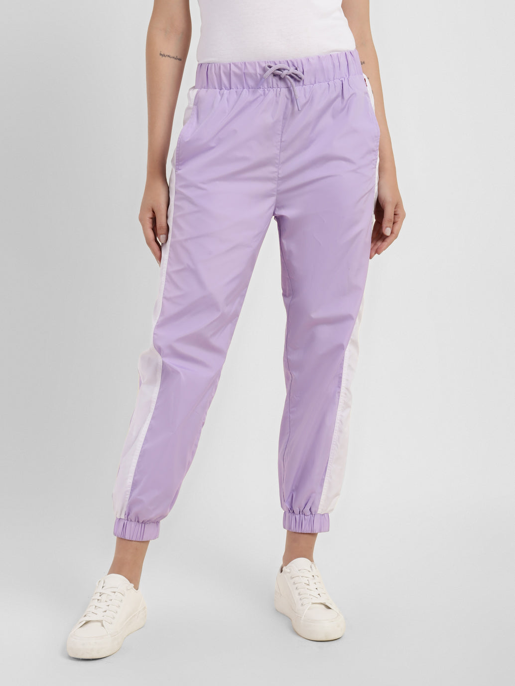 Women's Loose Tapered Fit Joggers - fd4c1e59-94fe-47d5-8a70-f5116ceb09bf View