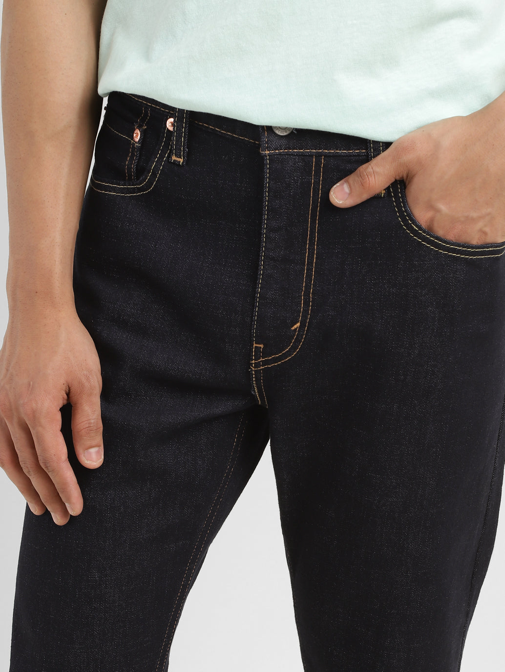 Men's 512 Dark Indigo Slim Tapered Fit Mid Rise Jeans - FrontDetails View