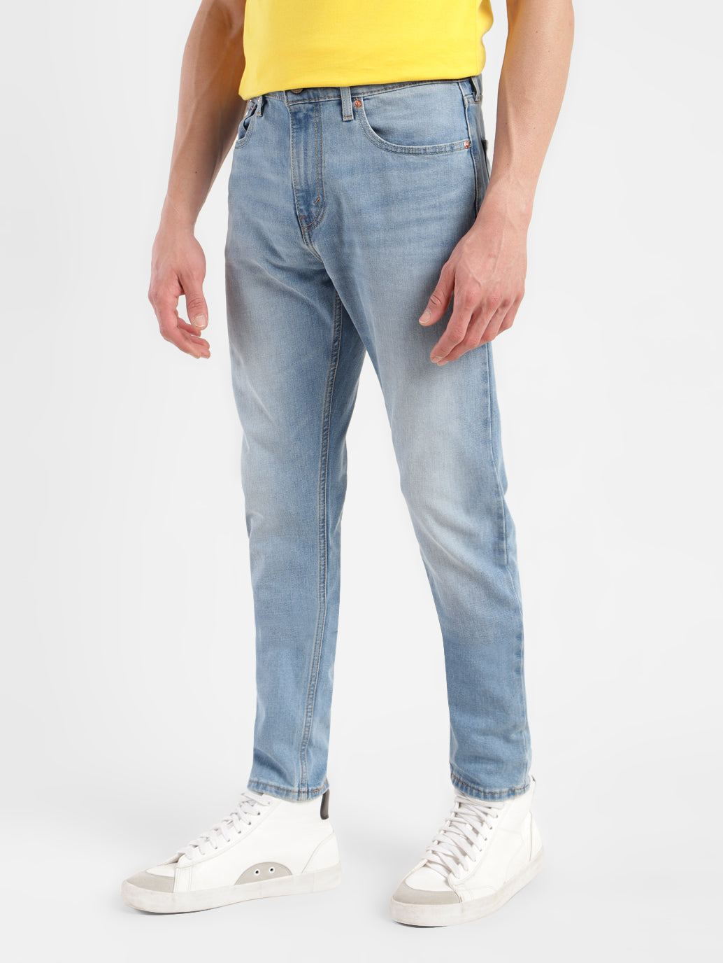 Men's 512 Blue Slim Tapered Fit Mid Rise Jeans - de954a68-0469-4ce8-9e64-77e23baa4fa8 View
