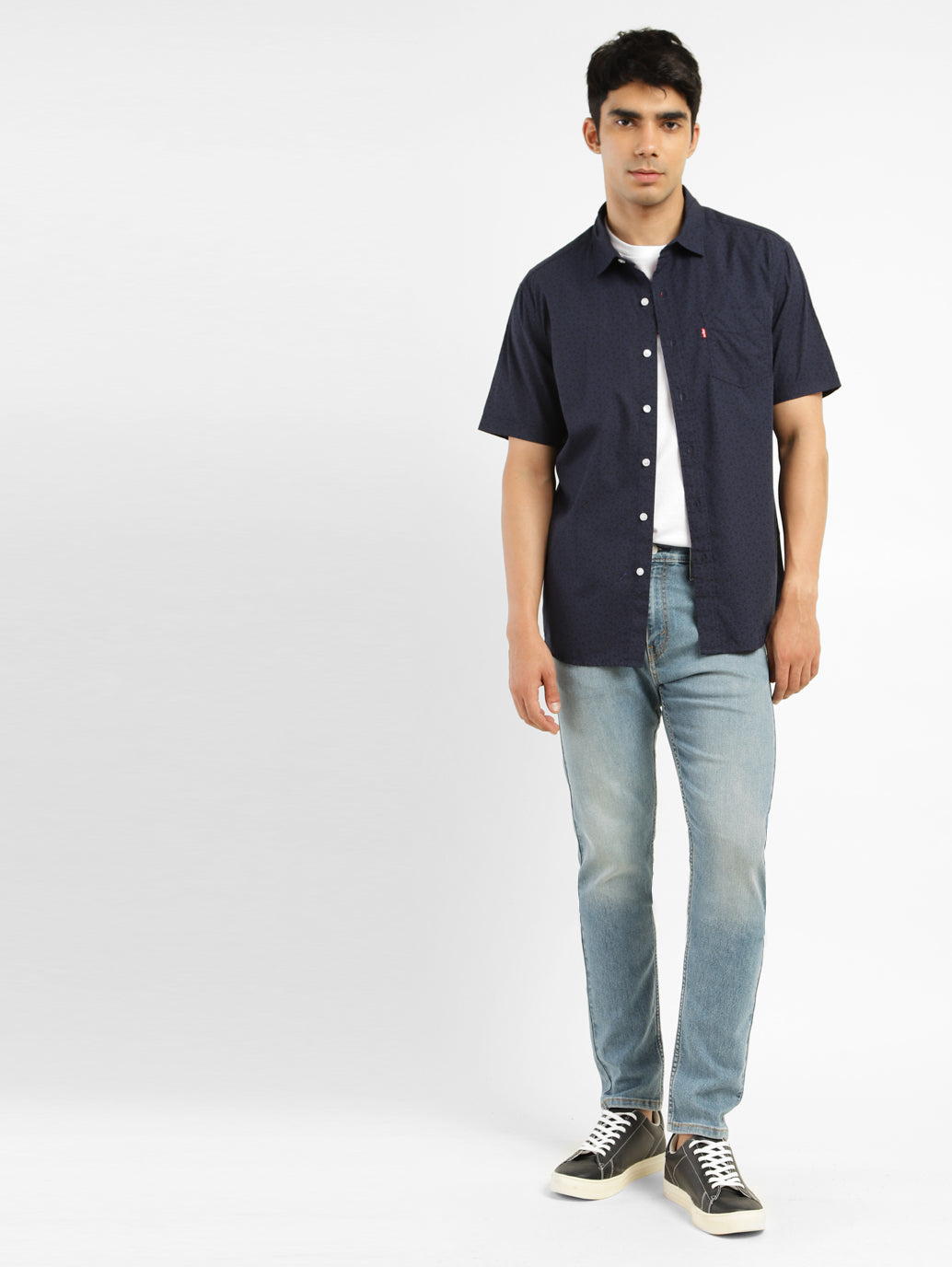 Men's 512 Blue Slim Tapered Fit Mid Rise Jeans - cb46ce51-1d36-443f-b0f5-0b5aca2ae06f View