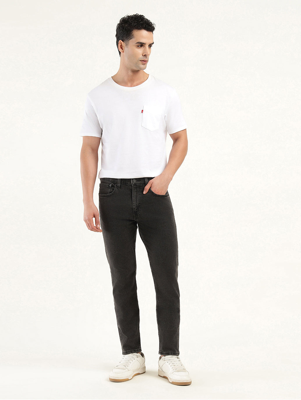 Men's 512 Black Slim Tapered Fit Mid Rise Jeans - Front View