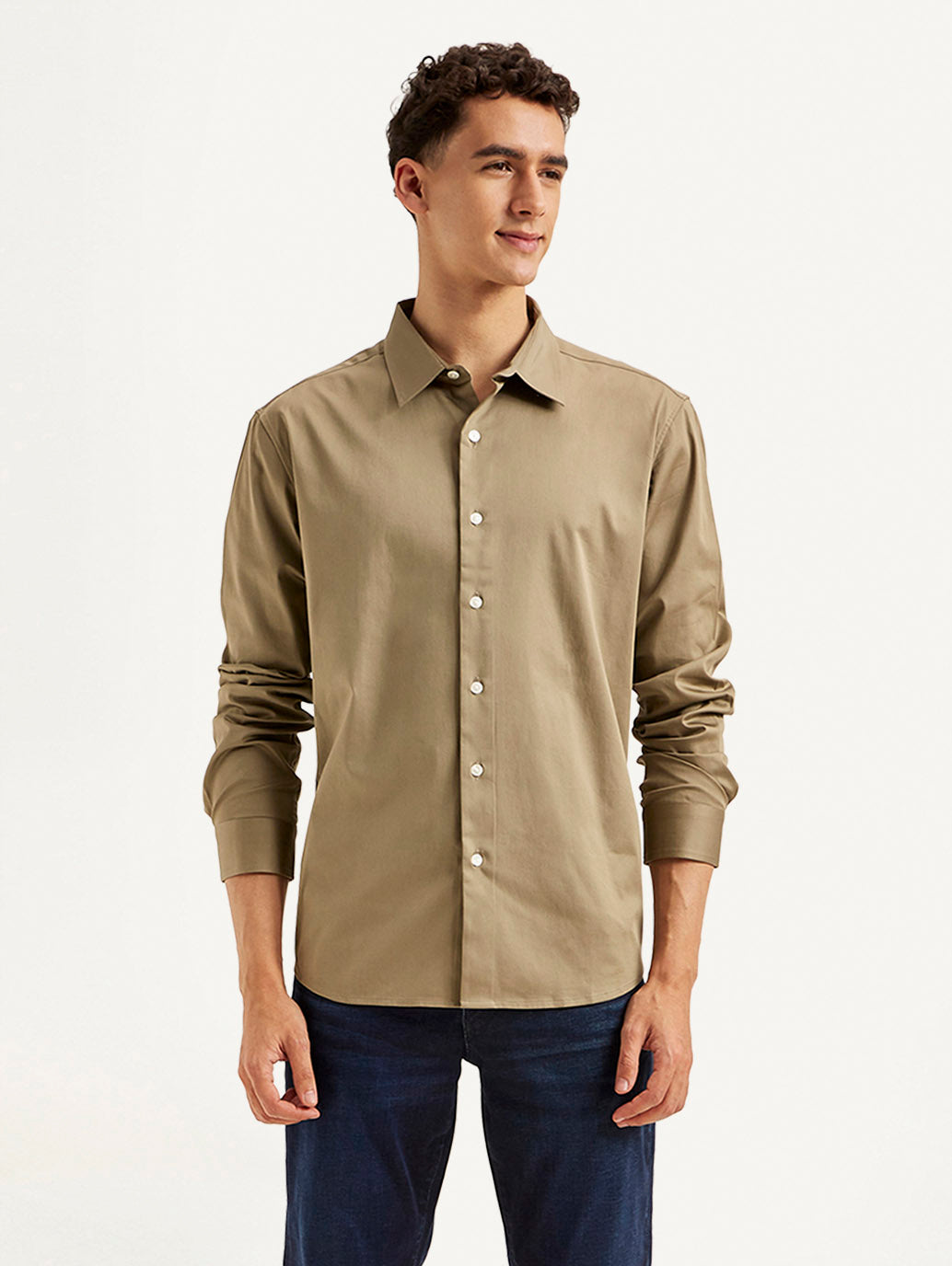 Men's Redloop Solid Slim Fit Shirt - Front View