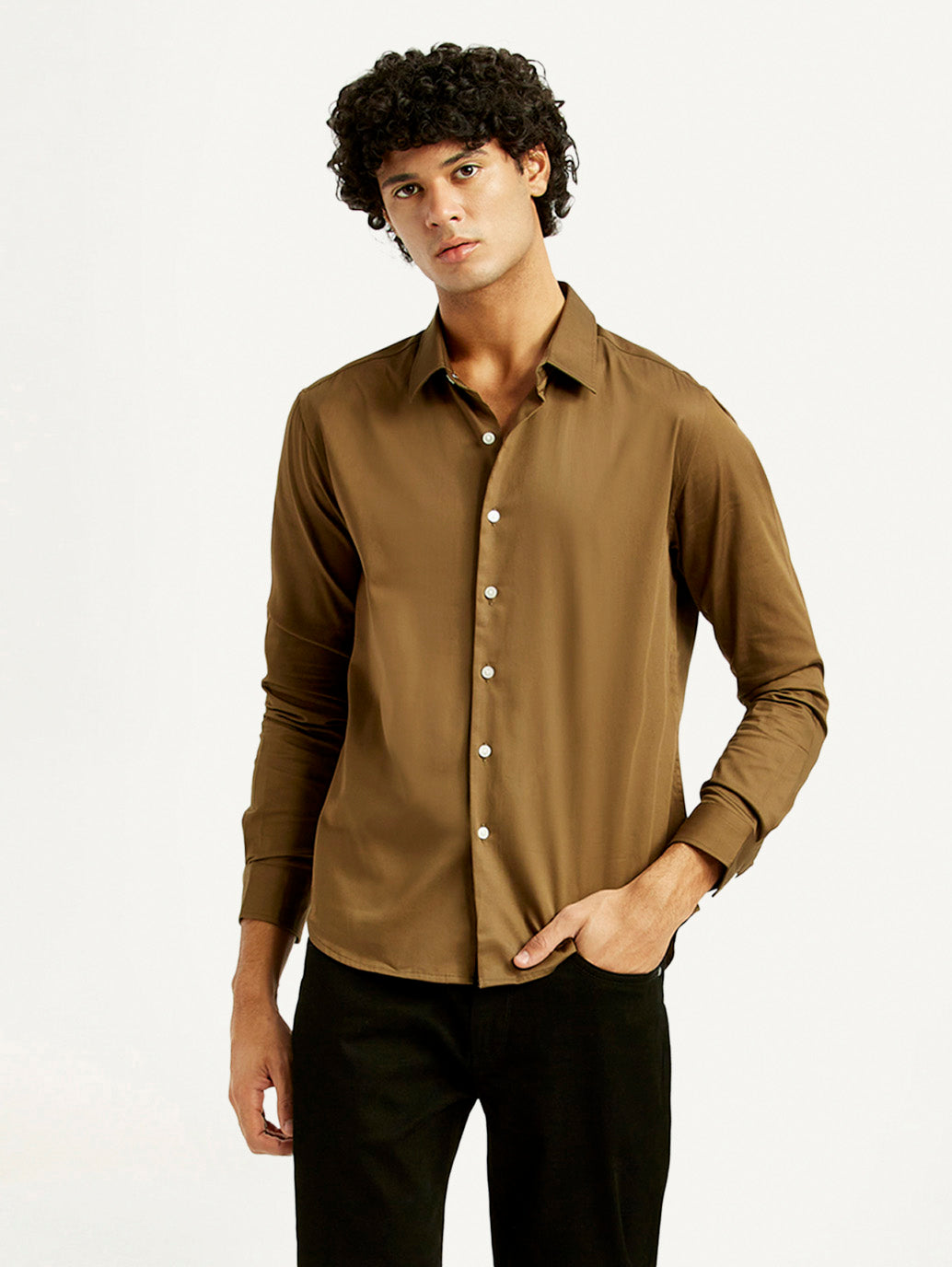 Men's Redloop Solid Slim Fit Shirt - Styleshot View