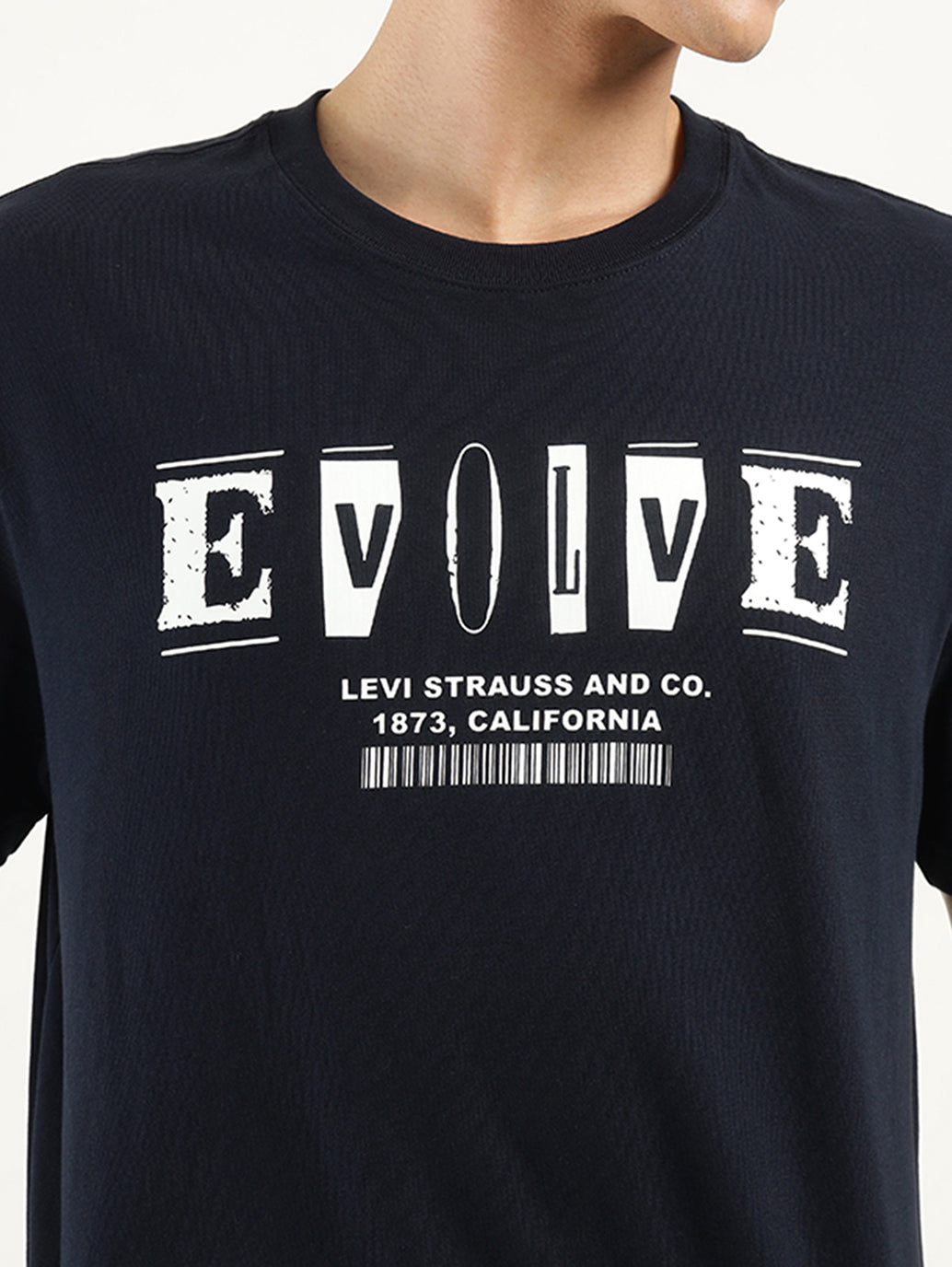 Men's Printed Crew Neck T-shirt - Detail View
