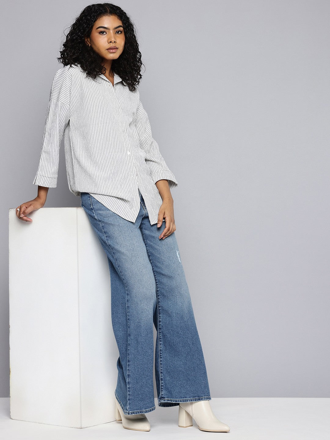 Women's Blue Ribcage Bell Bottom Wide Leg Fit High Rise Jeans - 4 View