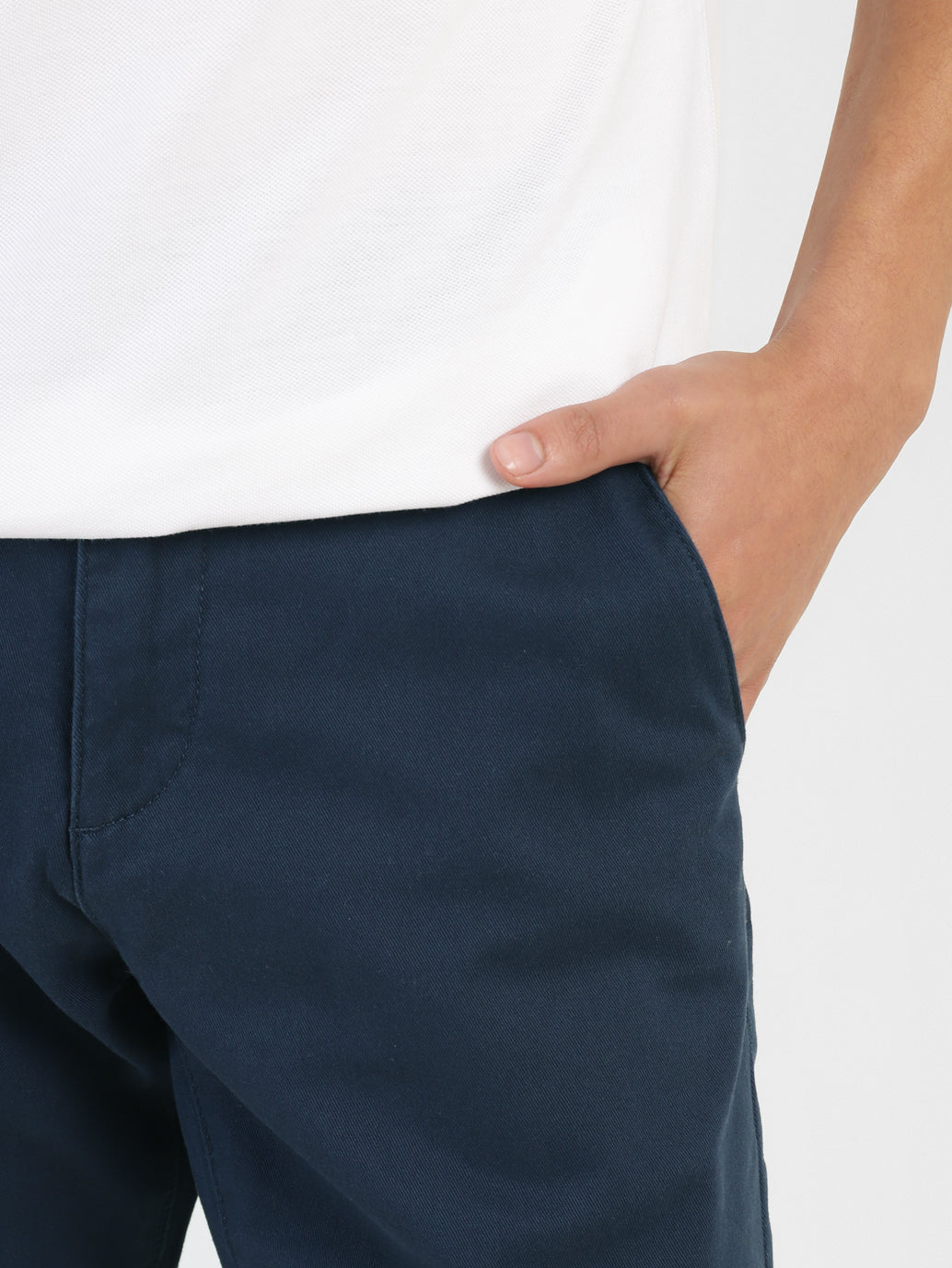 Men's 512 Blue Slim Tapered Fit Chinos - FrontDetails View