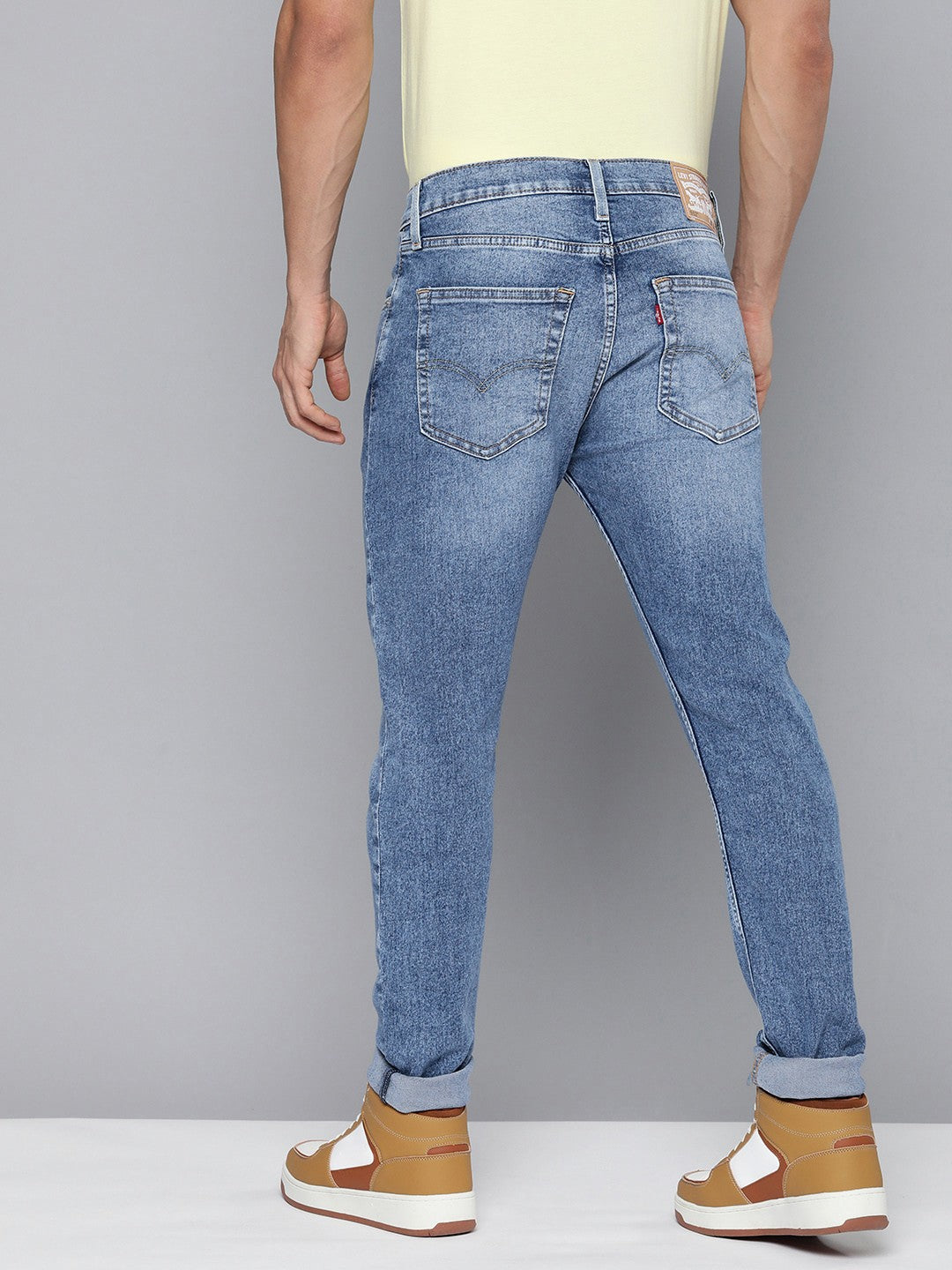 Men's 512 Blue Slim Tapered Fit Mid Rise Jeans - e860fc10-de53-41b7-8e99-074670d414f51704779581404-Levis-Men-Jeans-5131704779580997-3 View