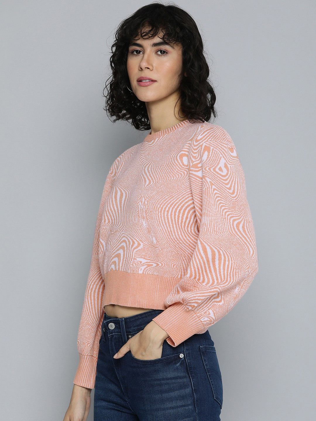 Women's Abstract Print Crew Neck Sweater - ed47d468-5903-4221-bed3-b9753b14230f1698903396895-Levis-Women-Sweaters-7721698903396488-3 View