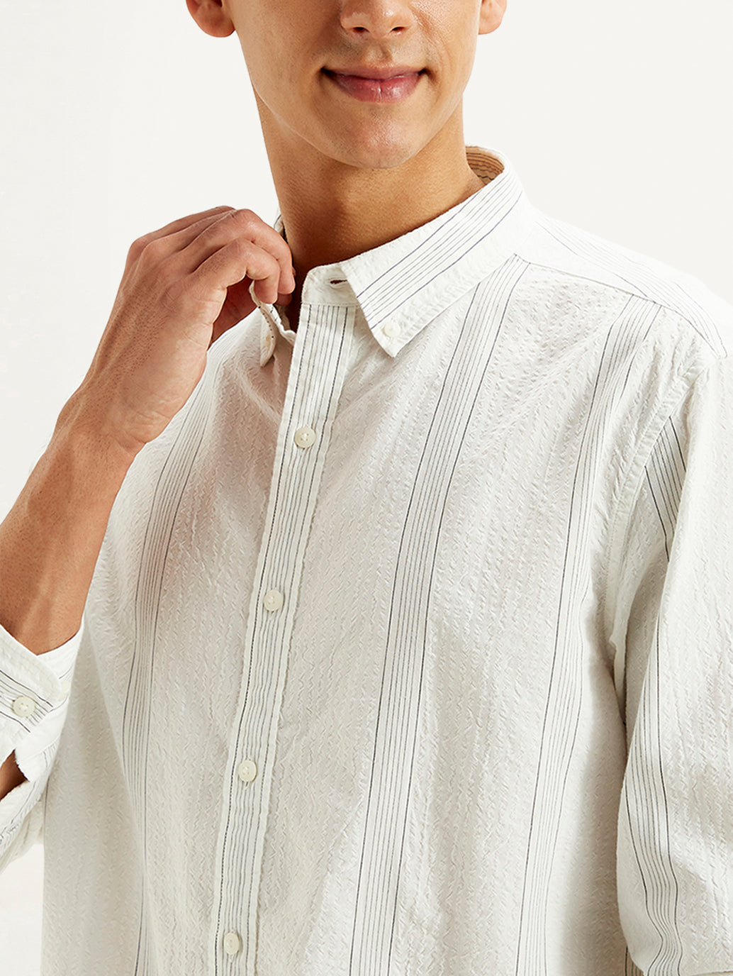 Men's Striped Slim Fit Shirt - Detail View